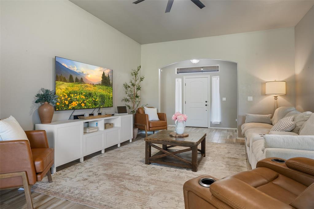 5865 Oak Tree Terrace