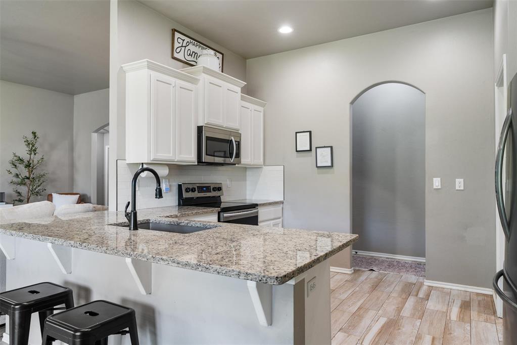 5865 Oak Tree Terrace