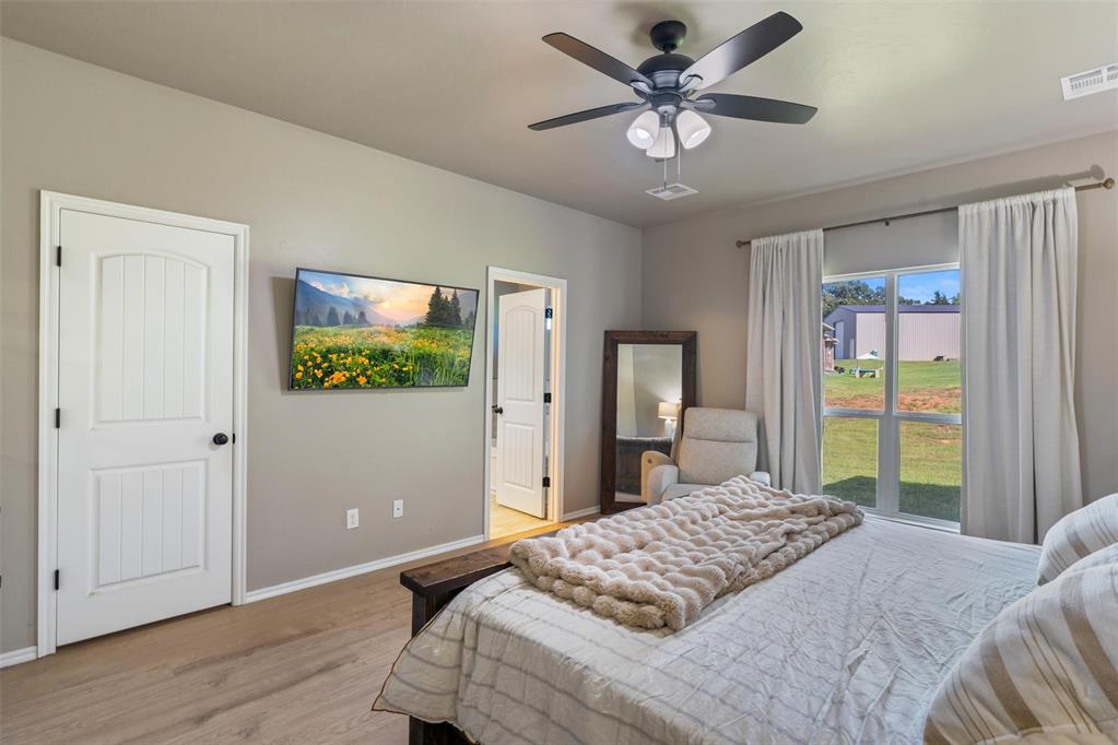 5865 Oak Tree Terrace