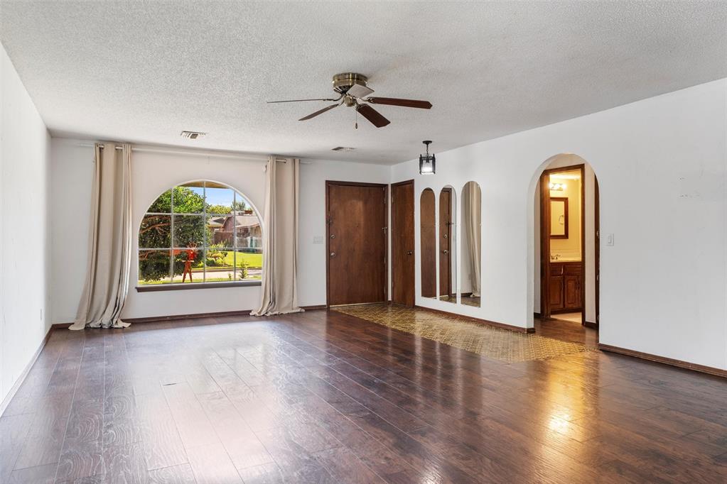 11013 Bel Air Place