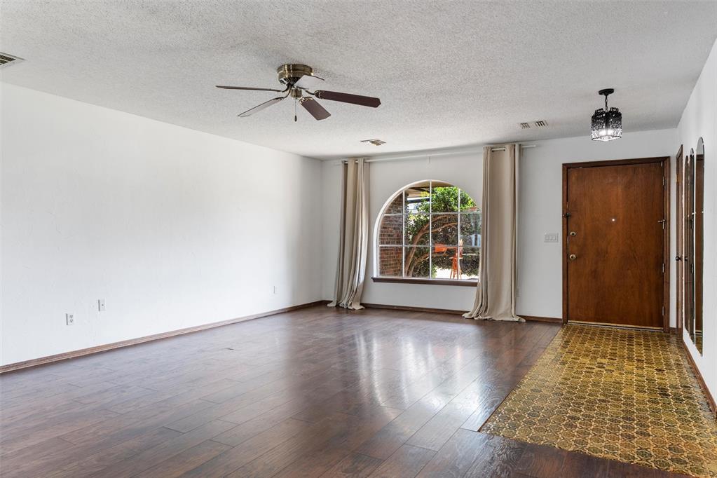 11013 Bel Air Place