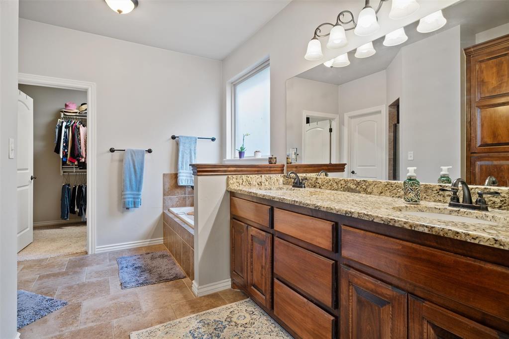 8116 NW 158th Street