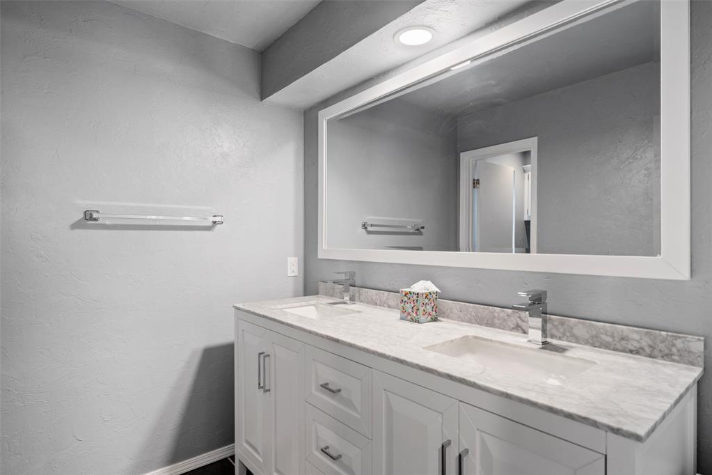 809 Timber Ridge Road