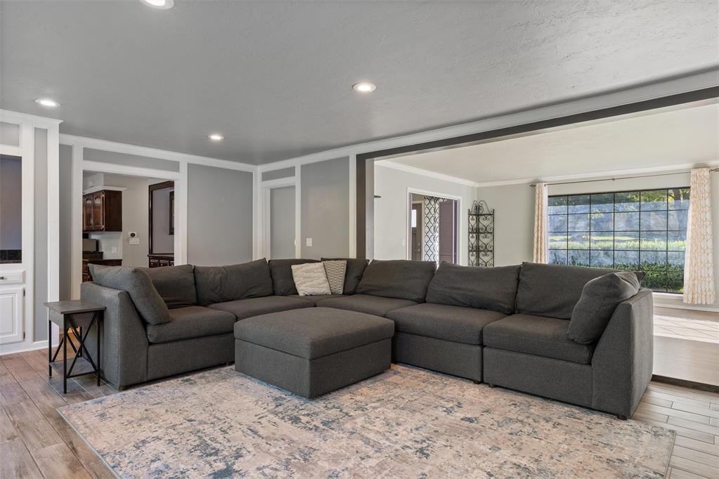 809 Timber Ridge Road