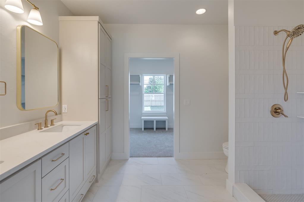 1316 E Cleveland Avenue