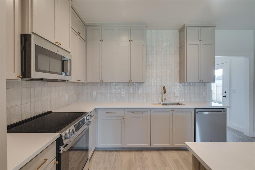 1316 E Cleveland Avenue