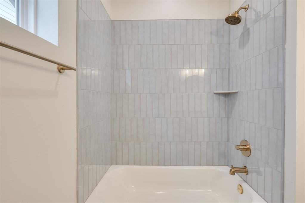 1316 E Cleveland Avenue