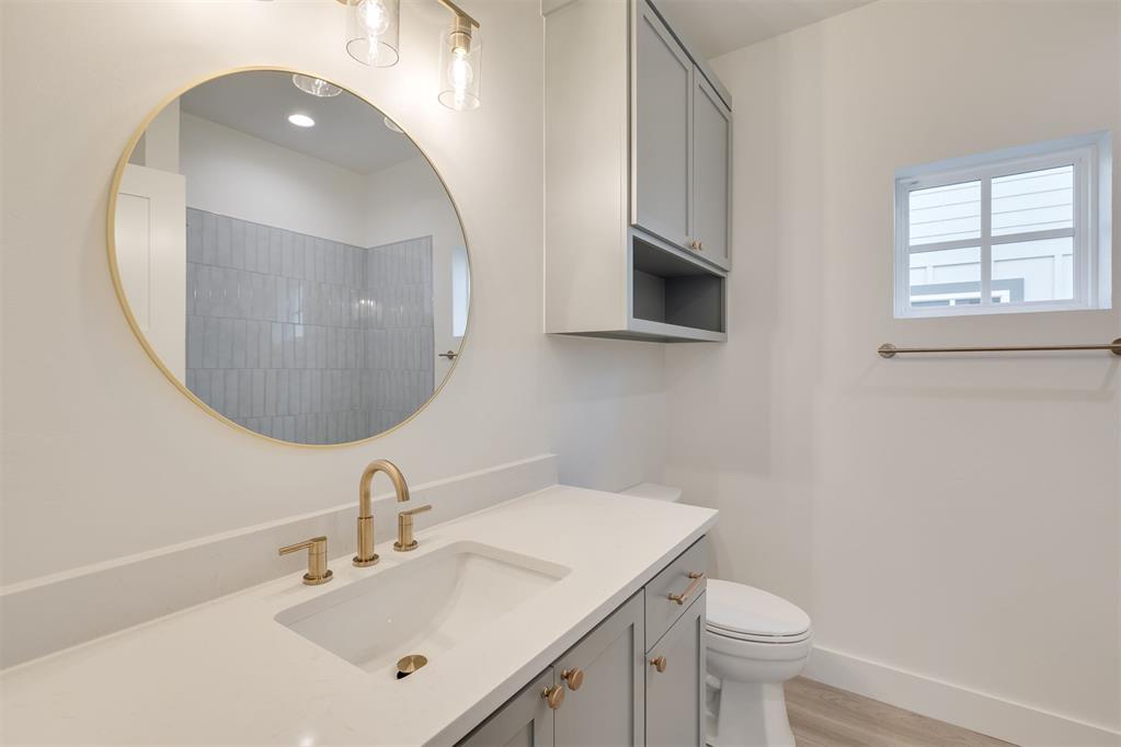 1316 E Cleveland Avenue