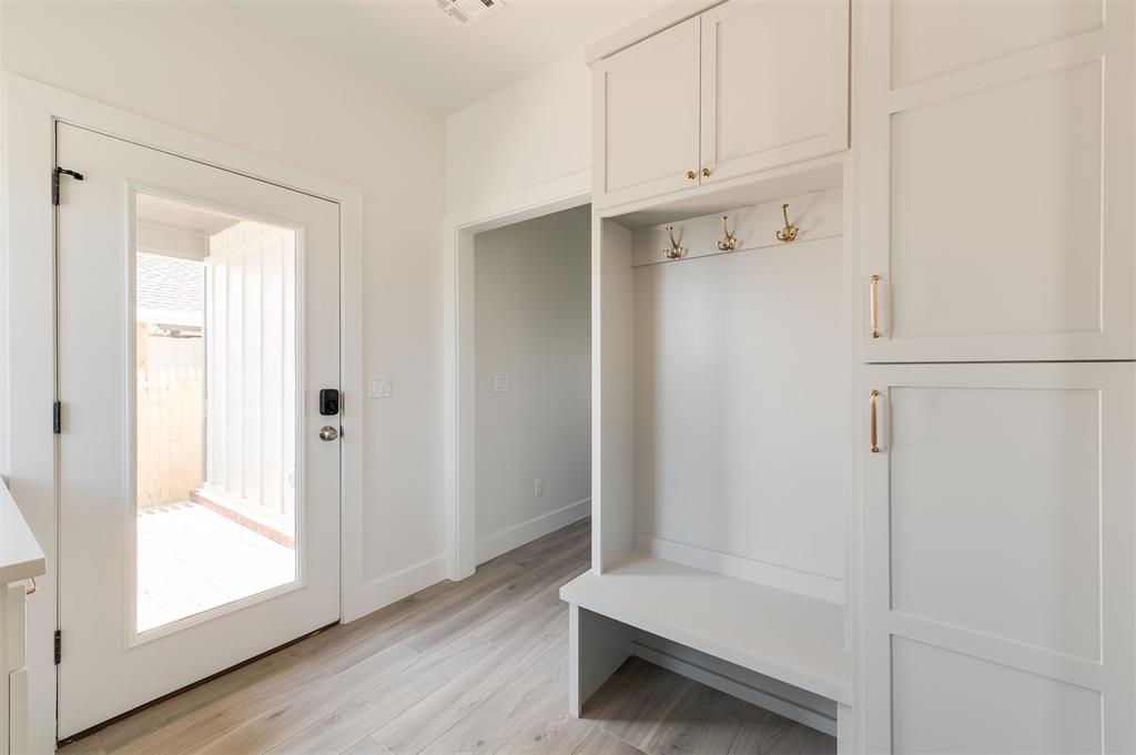 1312 E Cleveland Avenue