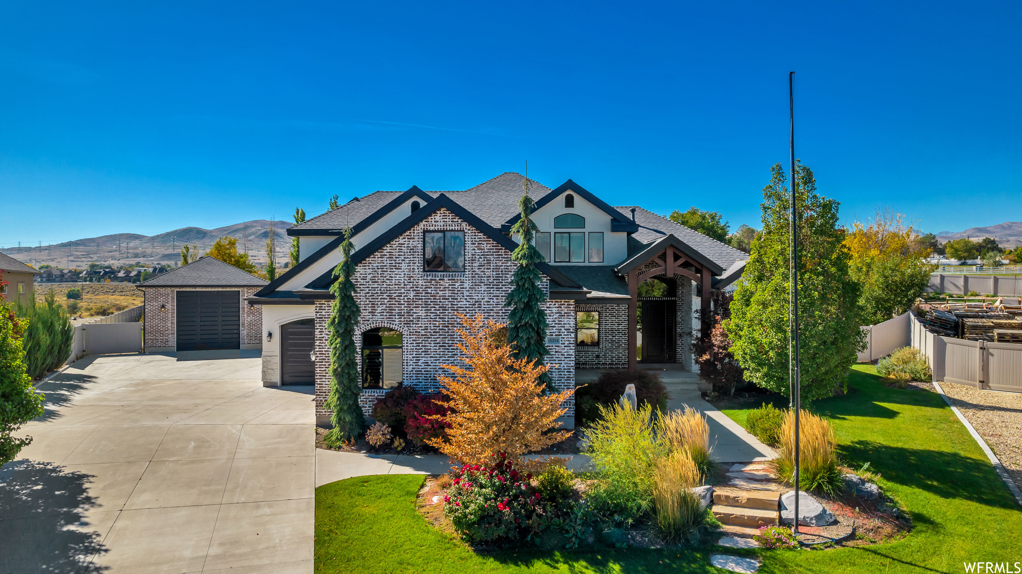 15214 S GLEN VISTA CIR