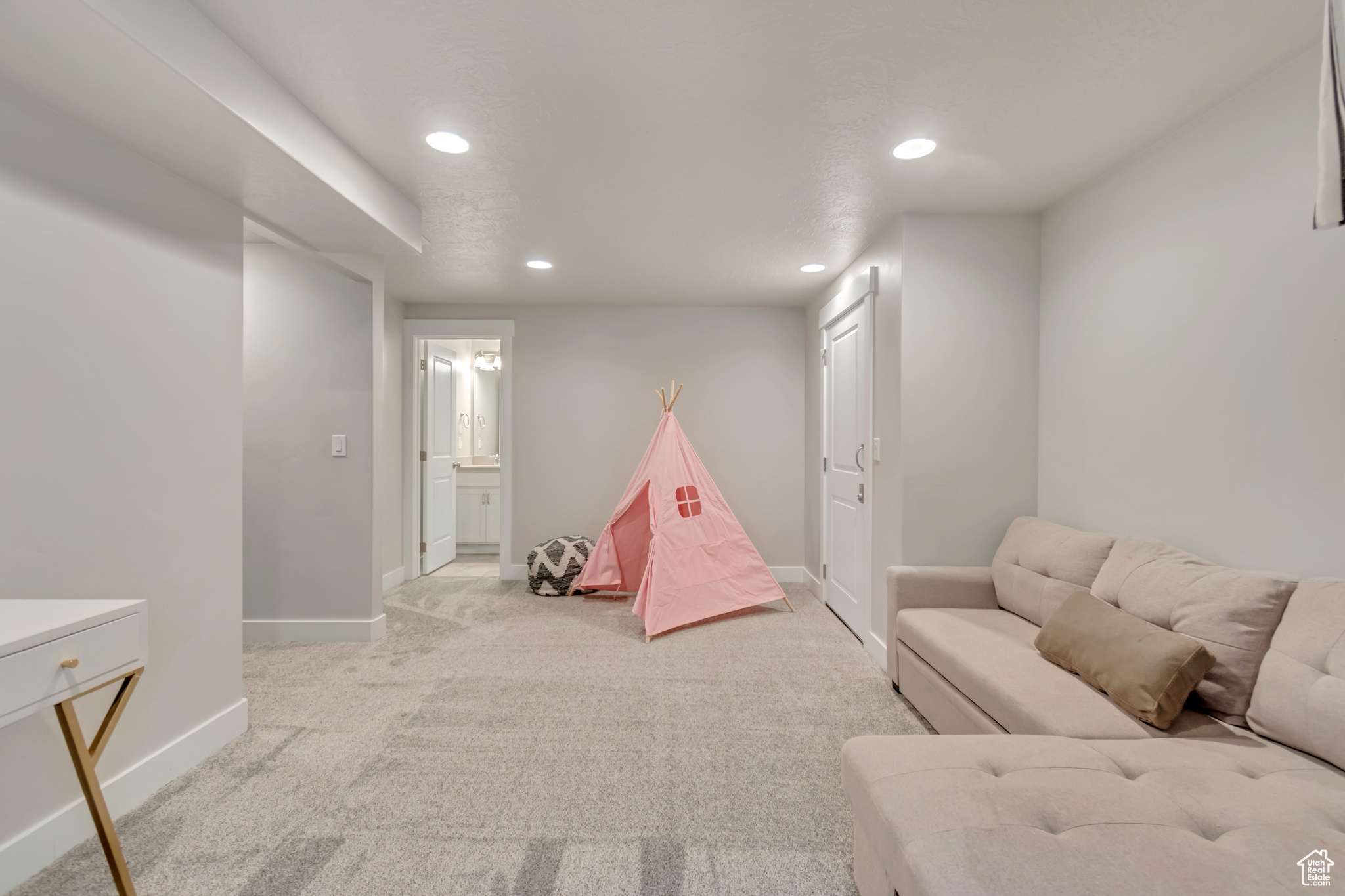 5244 W MELLOW WAY