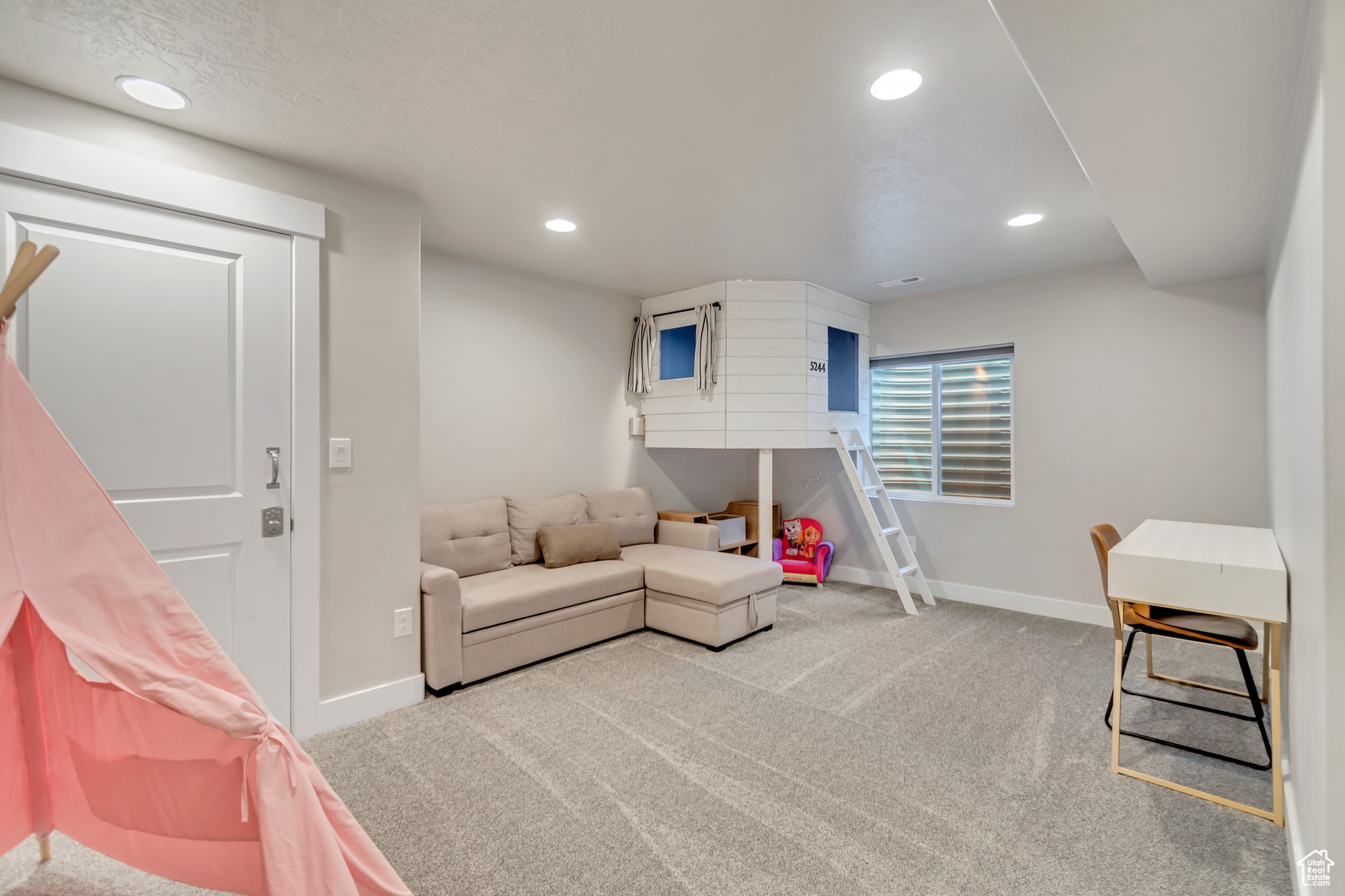 5244 W MELLOW WAY