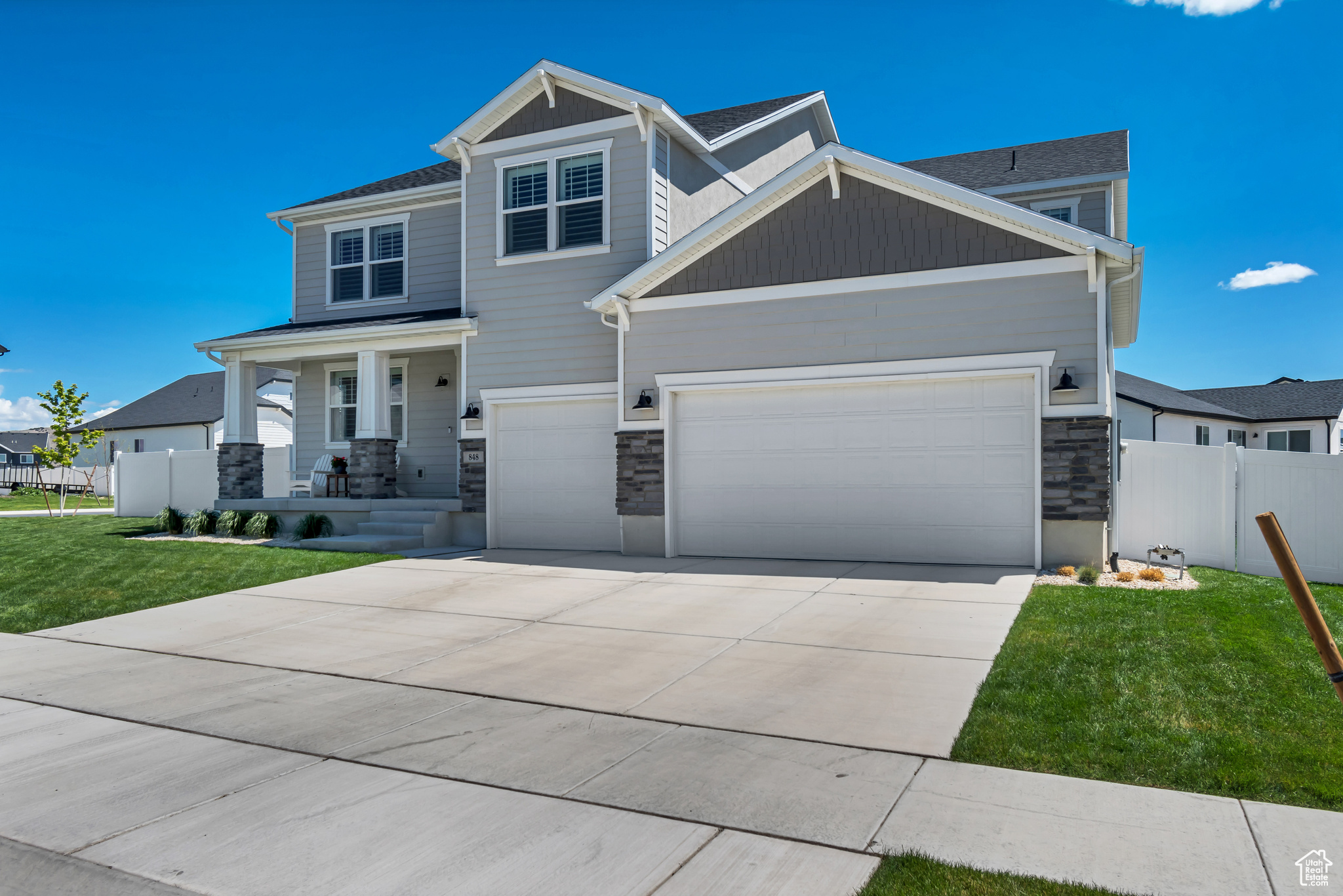 848 E WINDSONG WAY