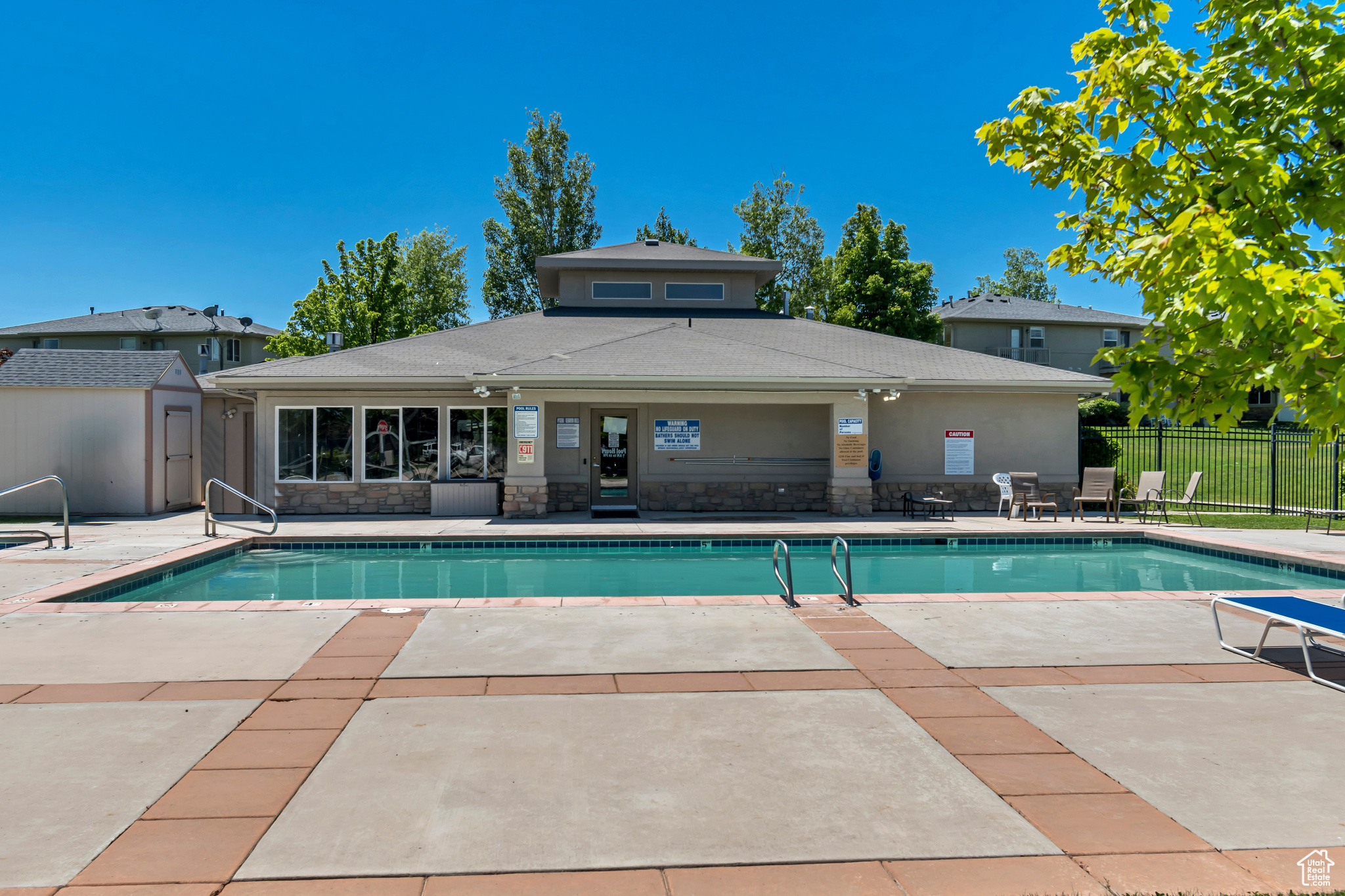 4917 W STORMY DR