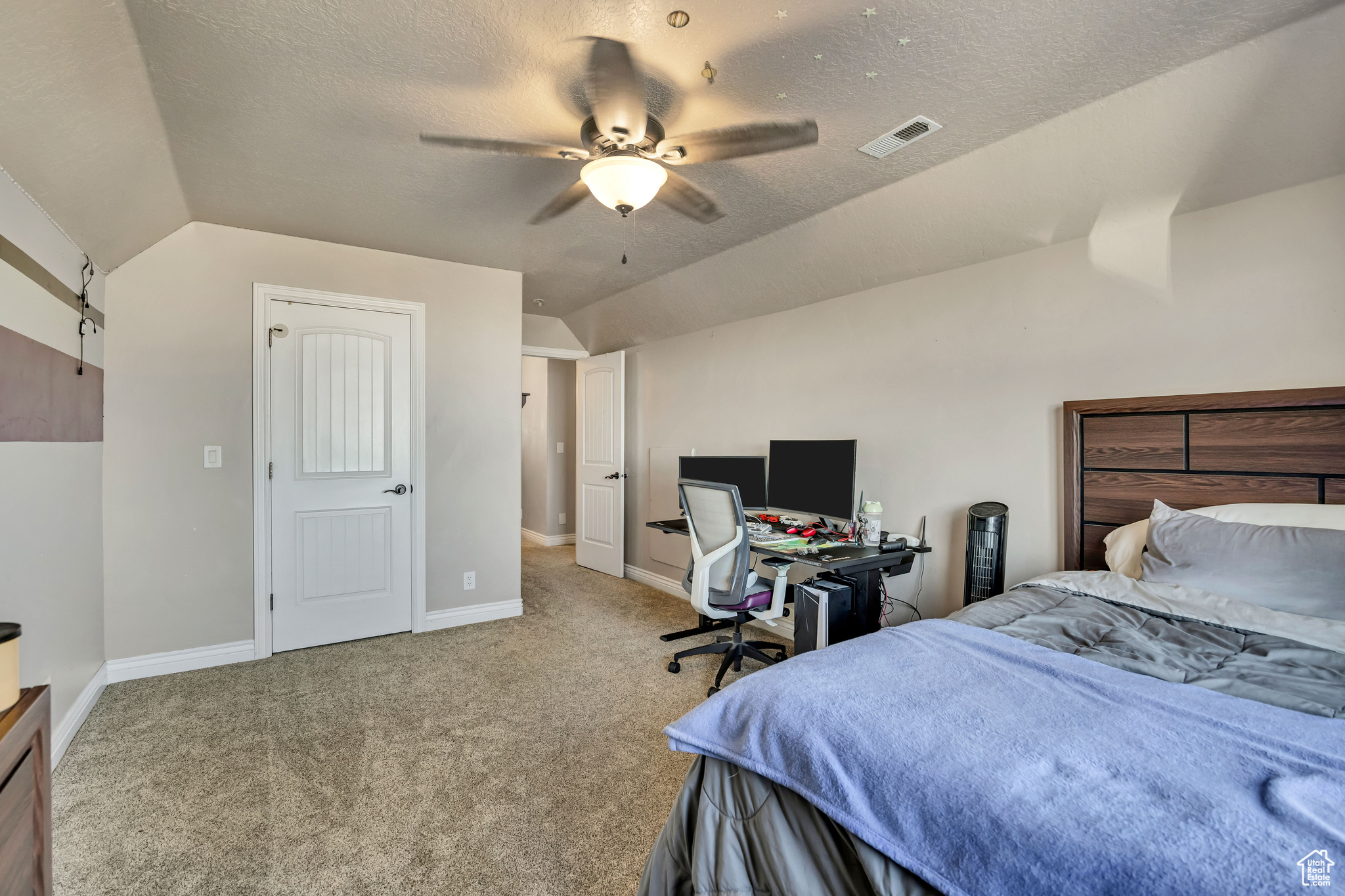2868 S COTTONTAIL LOOP