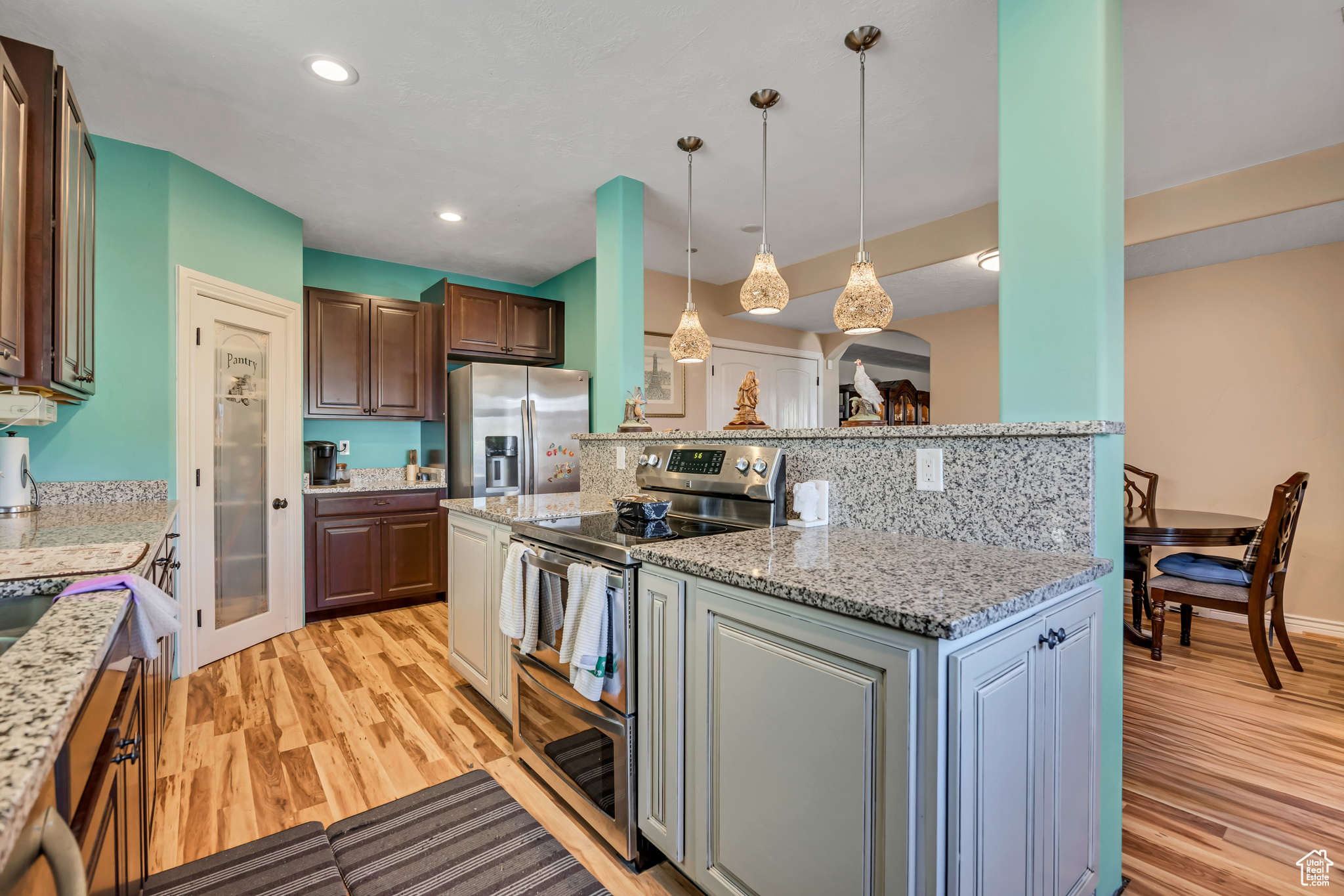 2868 S COTTONTAIL LOOP
