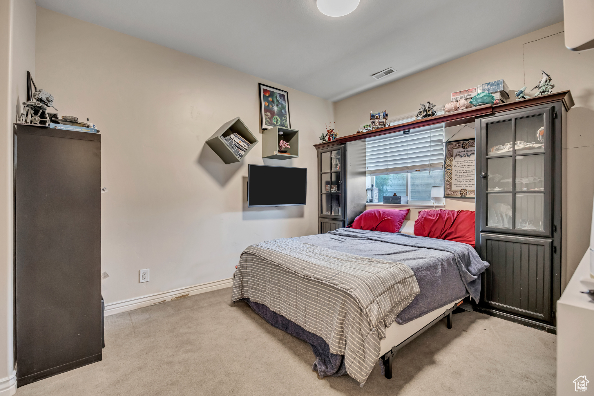 2868 S COTTONTAIL LOOP