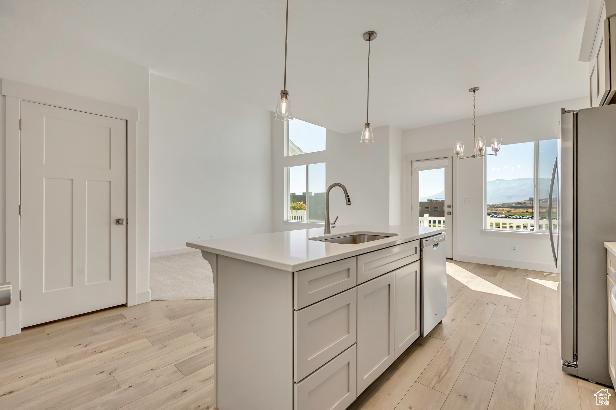 1027 W CORAL CHARM WAY