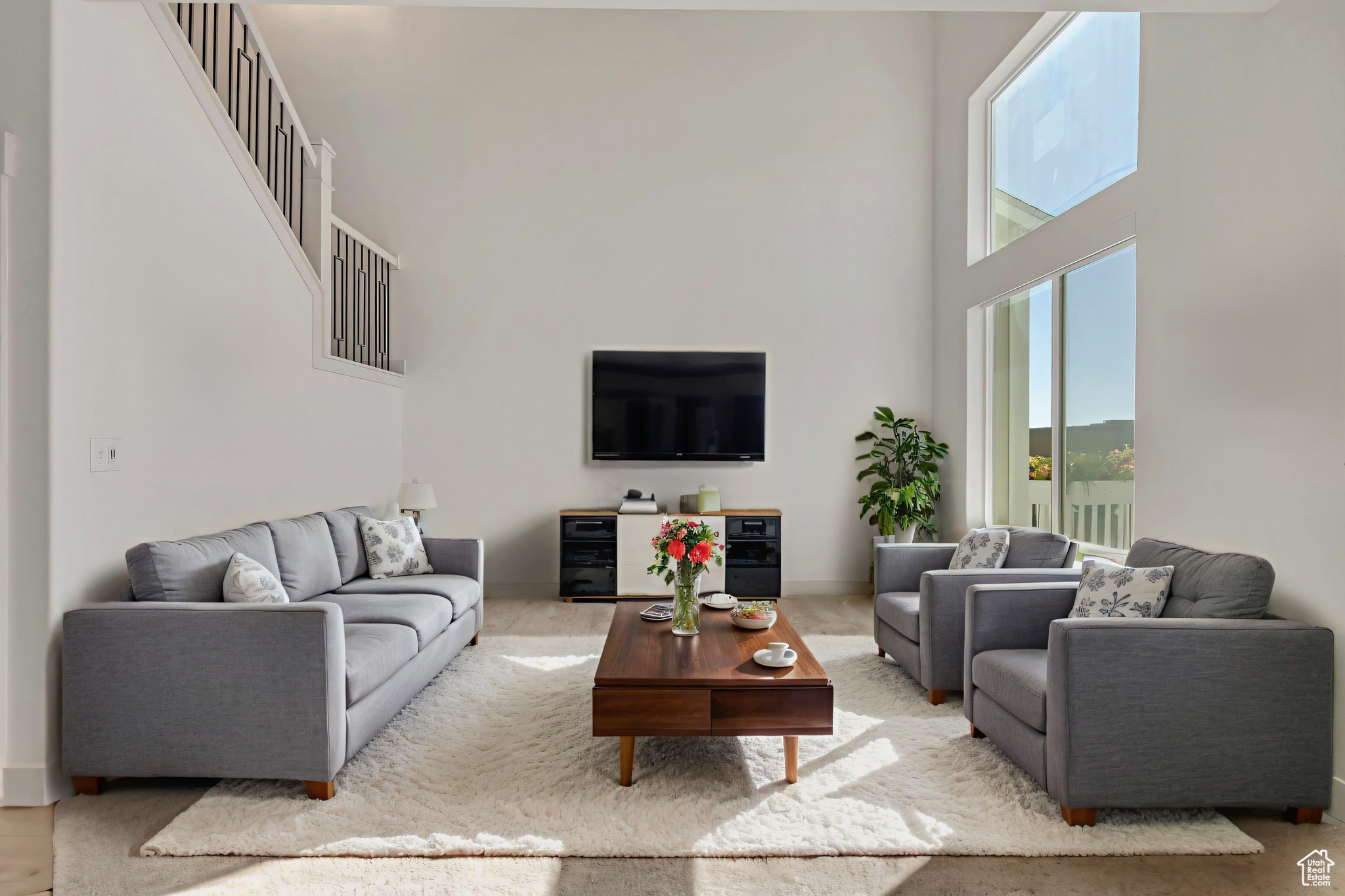 1027 W CORAL CHARM WAY