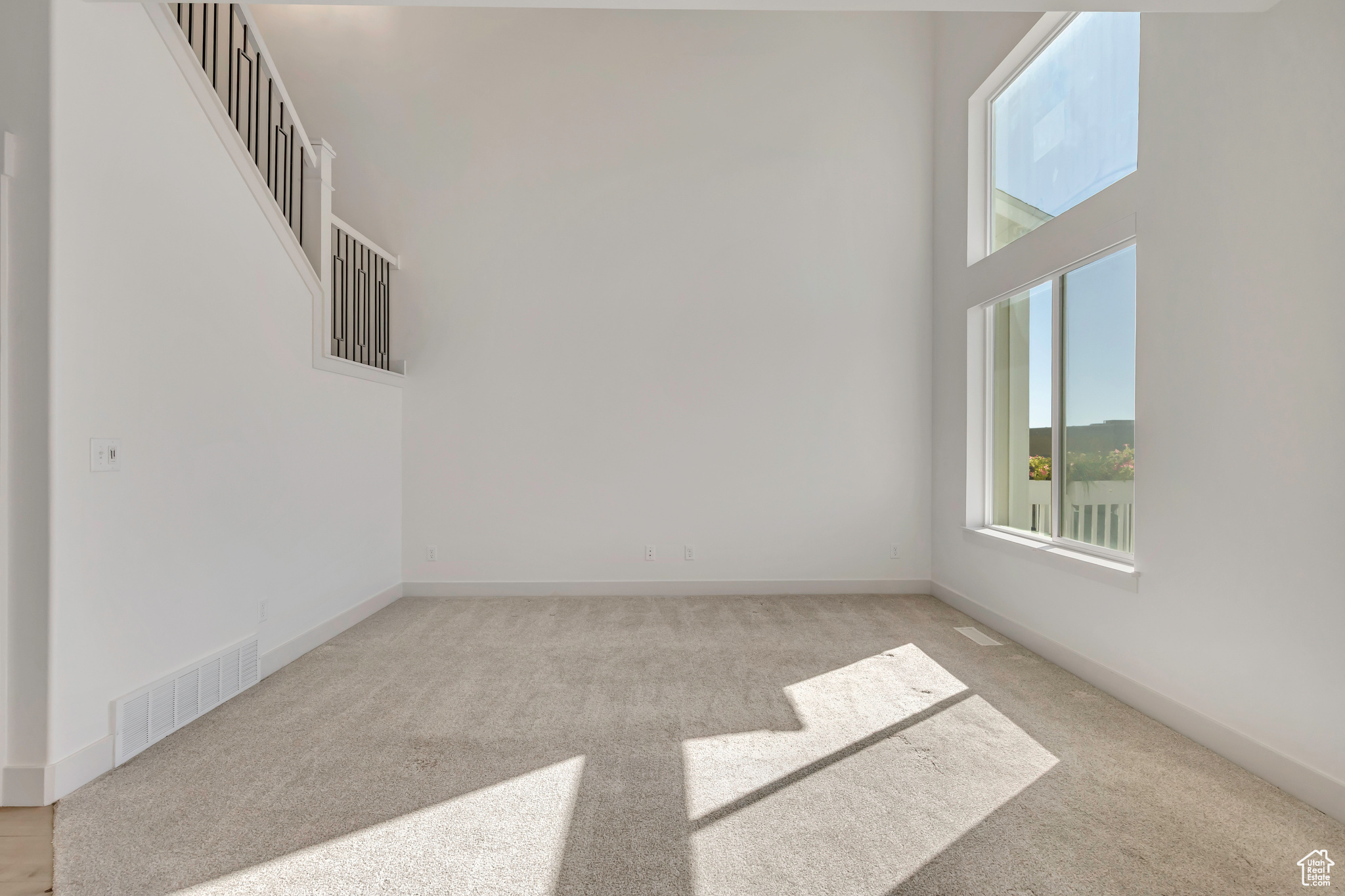 1027 W CORAL CHARM WAY
