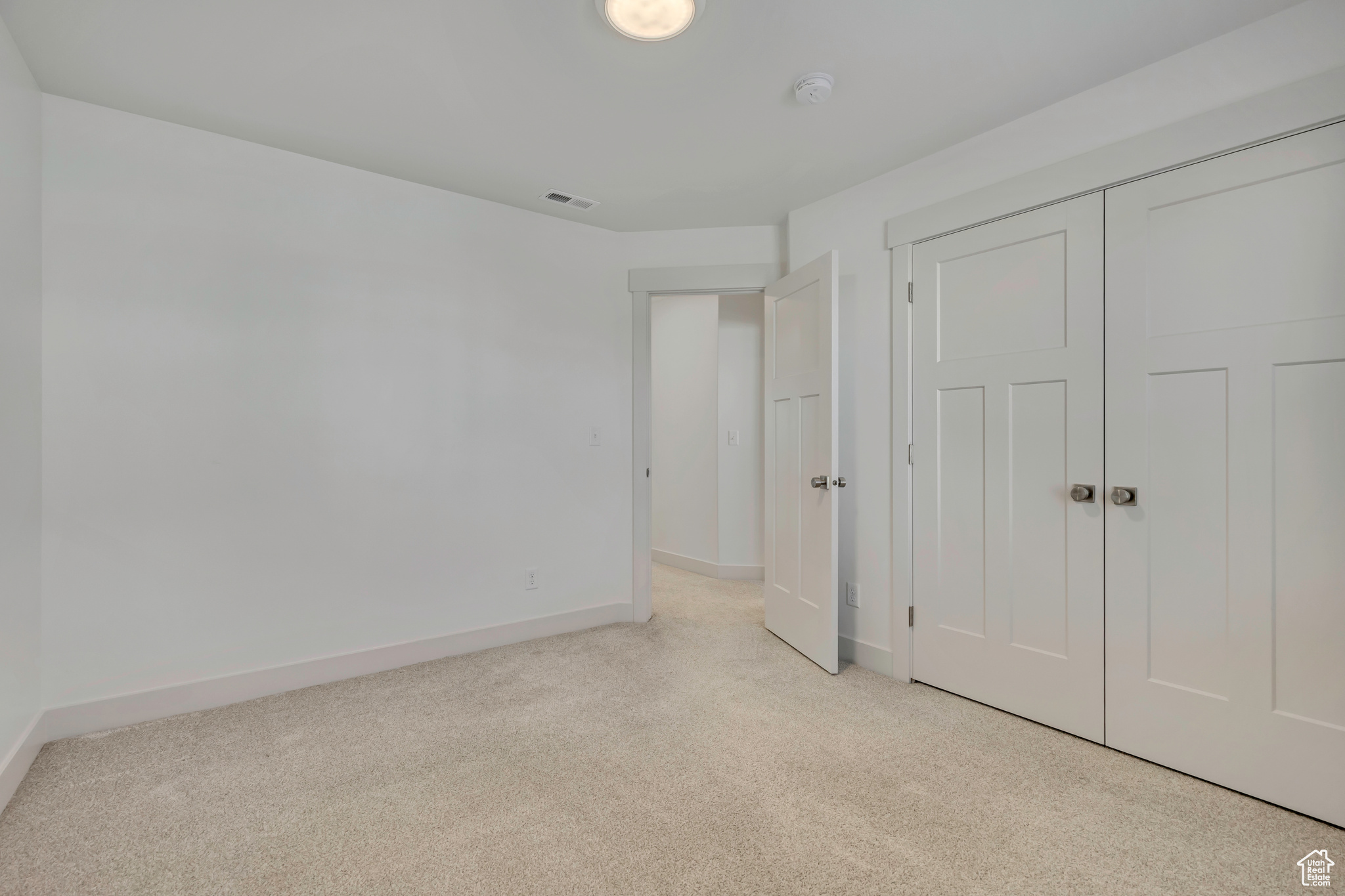 1027 W CORAL CHARM WAY