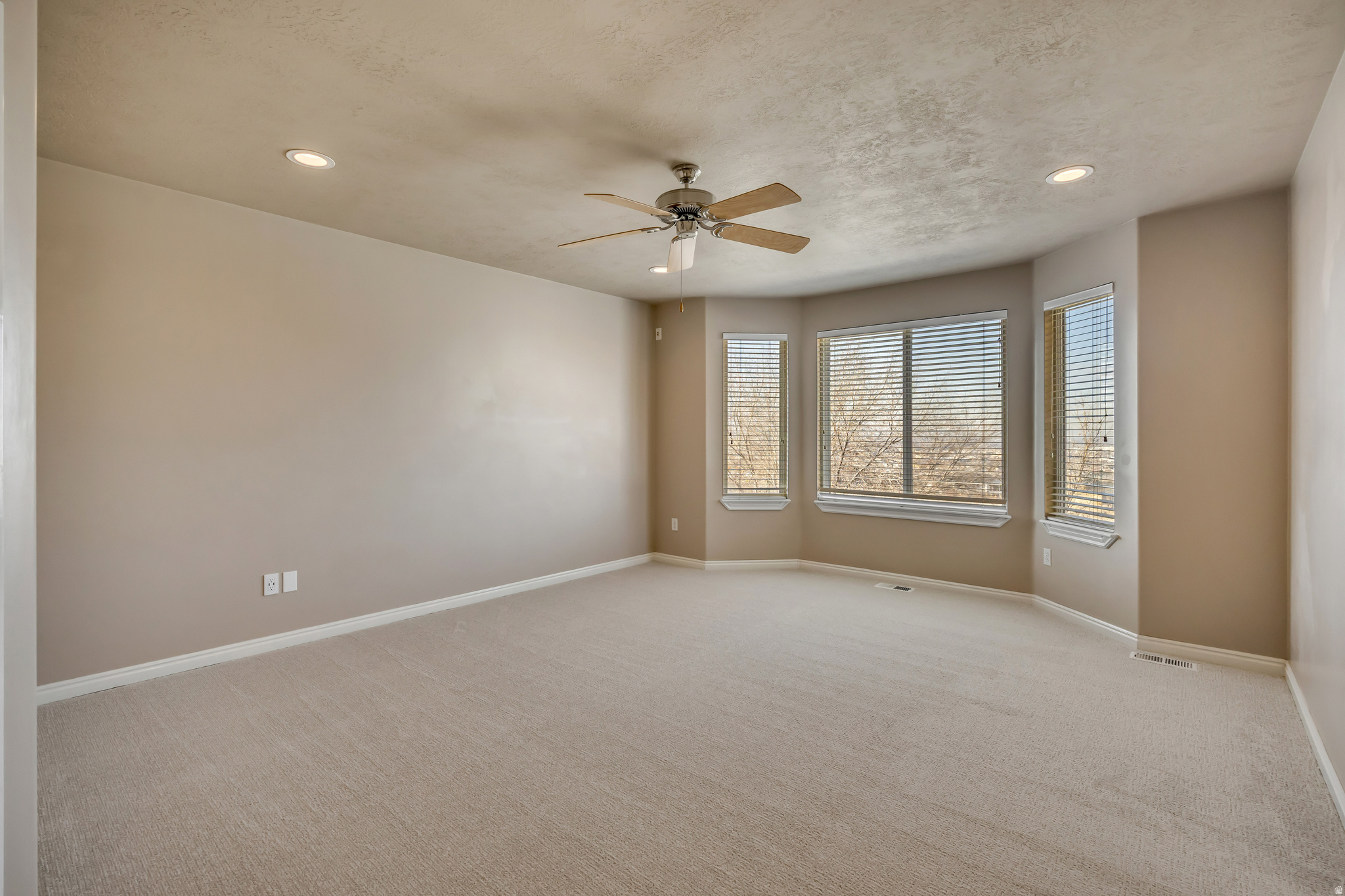 645 E ROCKY MOUTH LN