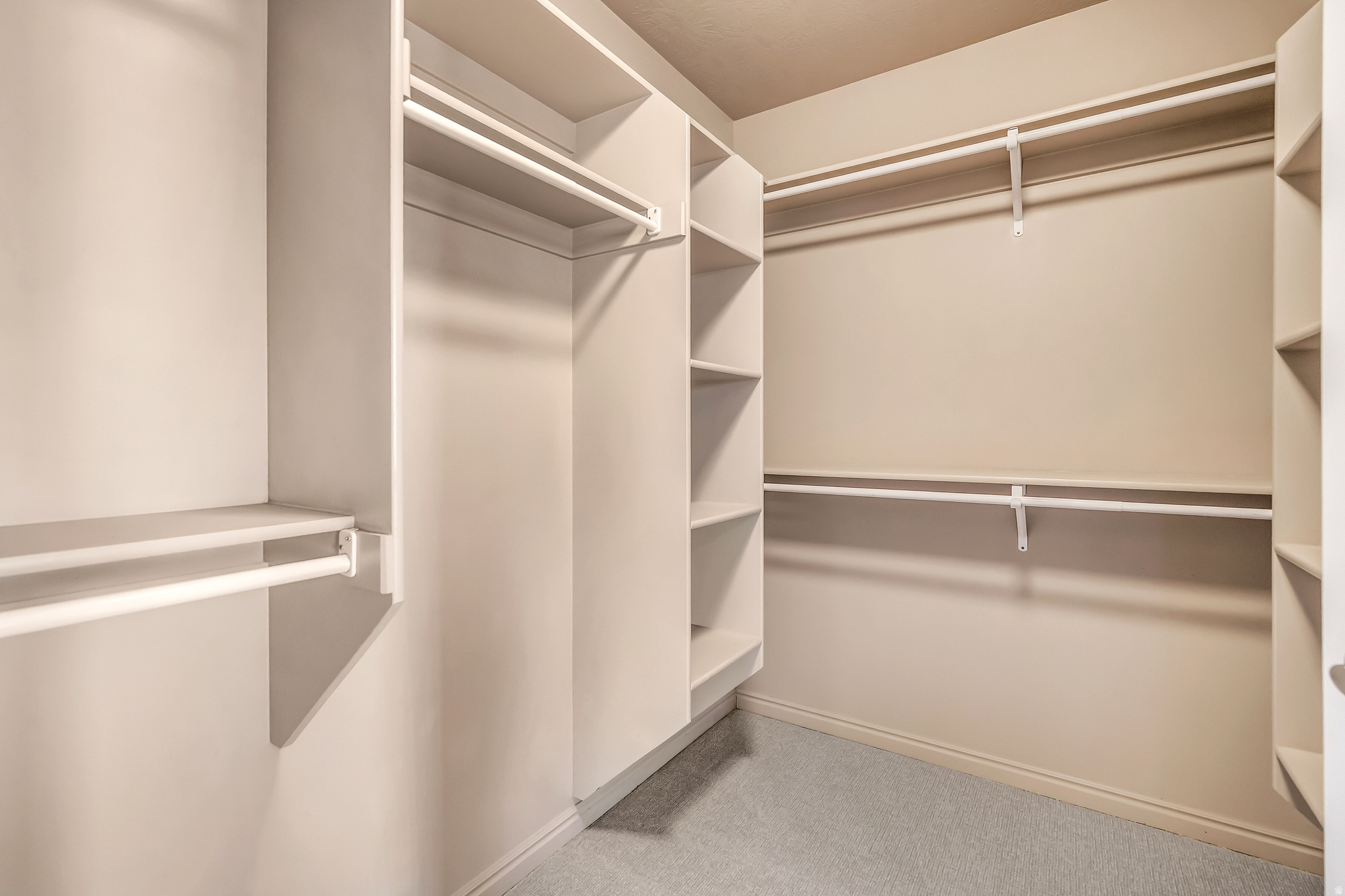 645 E ROCKY MOUTH LN