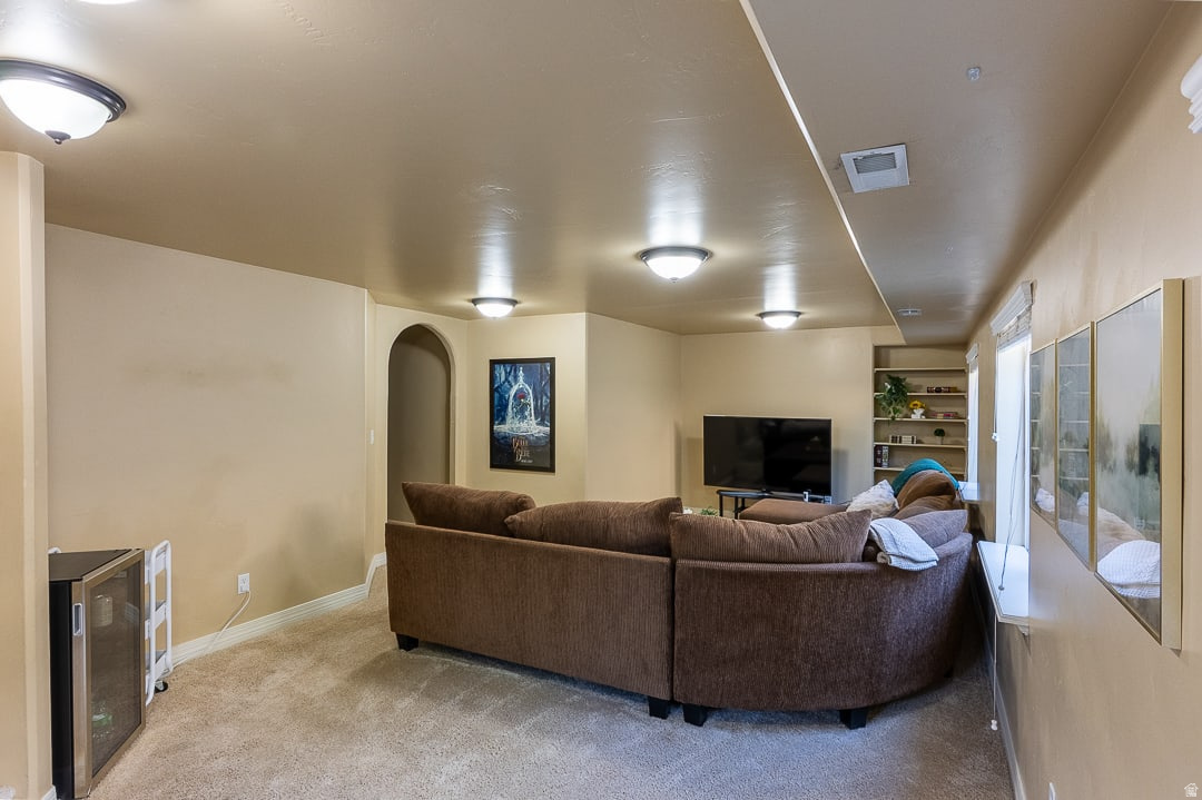 4916 N SHADY VIEW LN