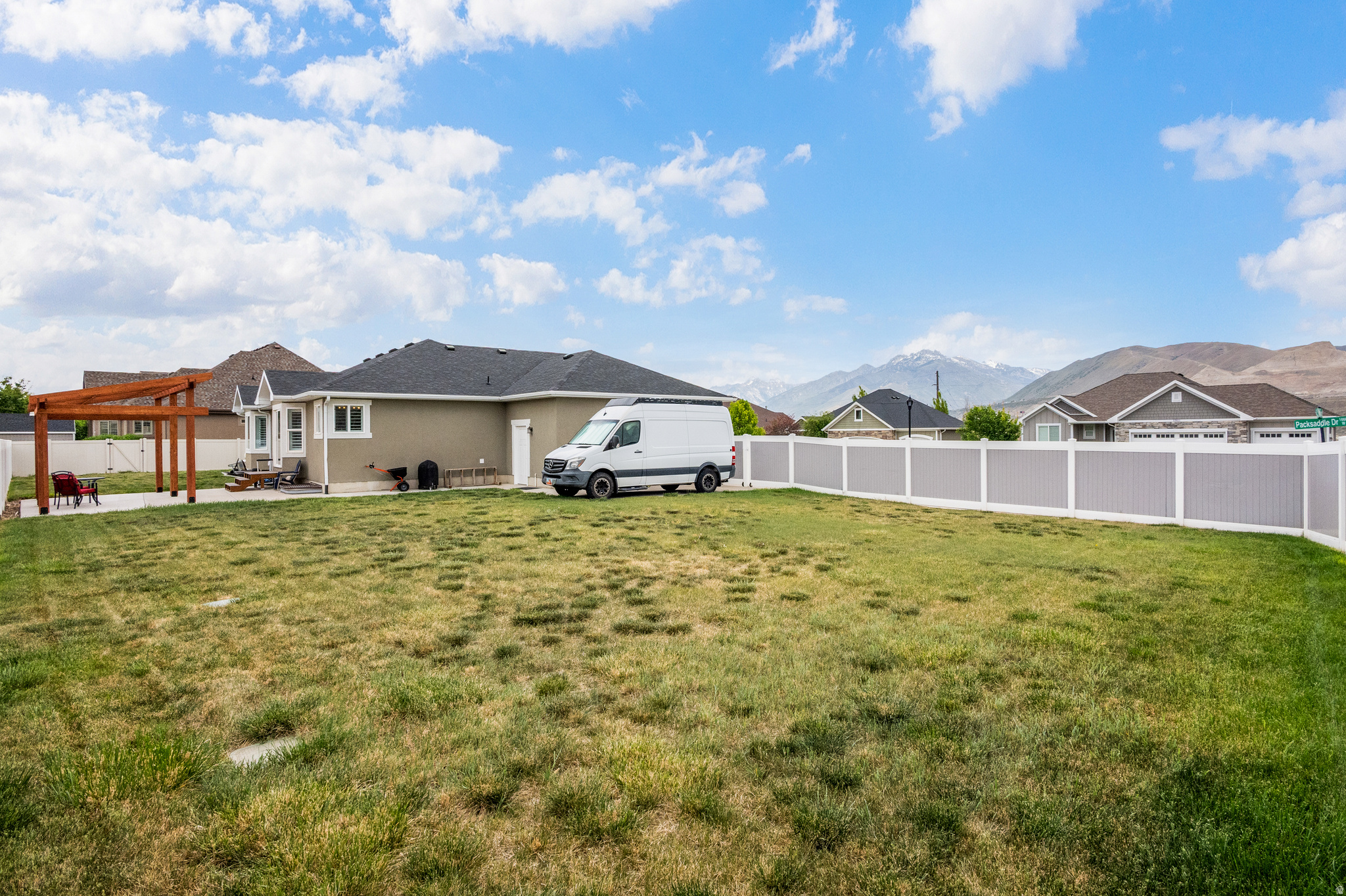 15804 S PACKSADDLE DR