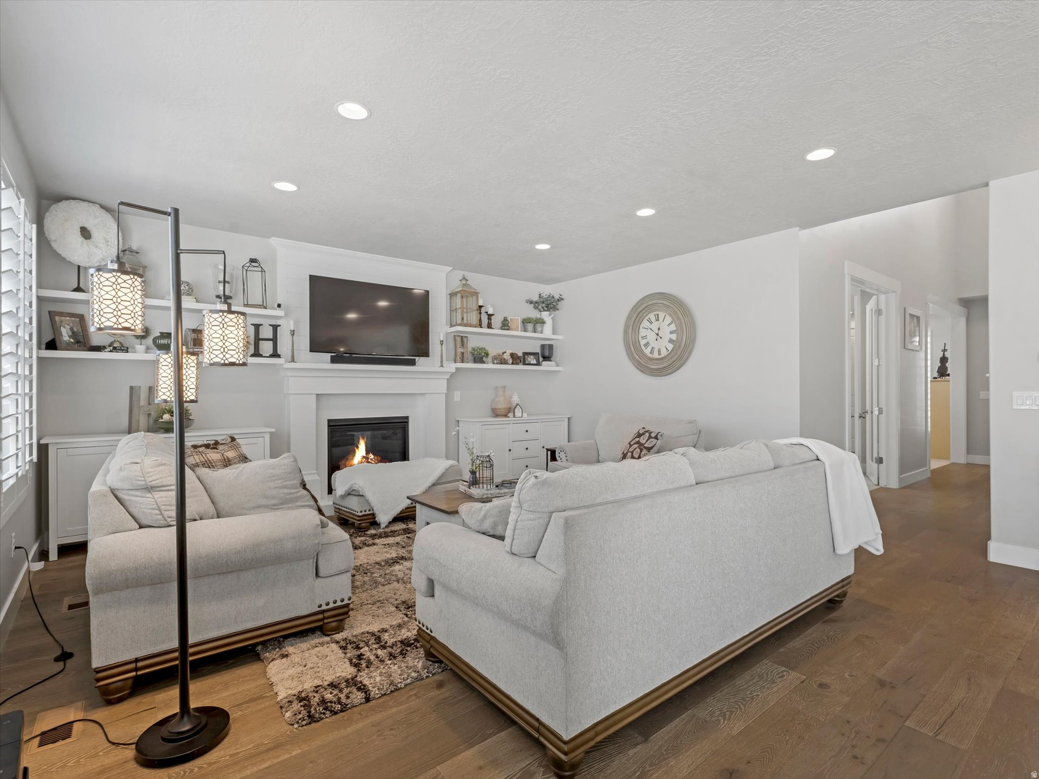 6492 W SHAWNEE MARIE WAY