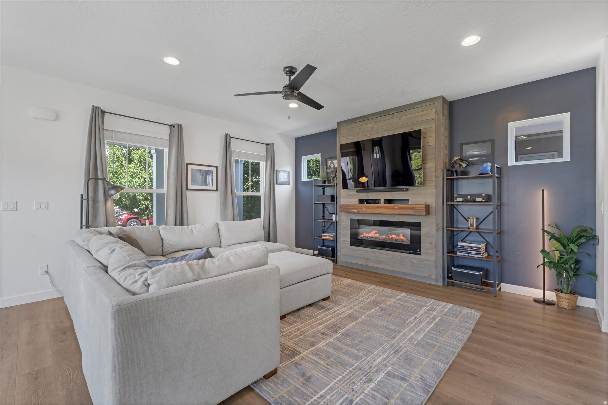 11671 S NIGHT HERON RD