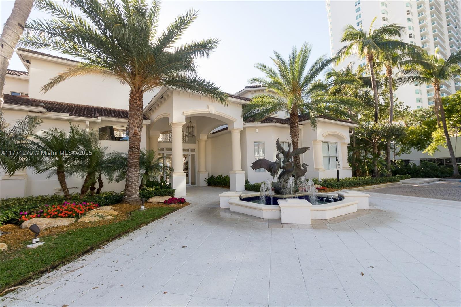 3215 NE 184th St # 14404