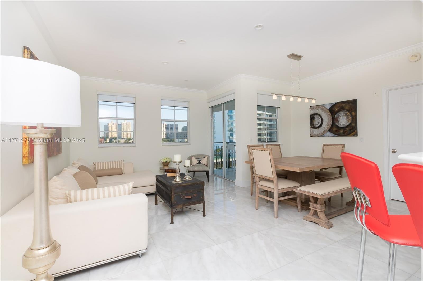 3215 NE 184th St # 14404