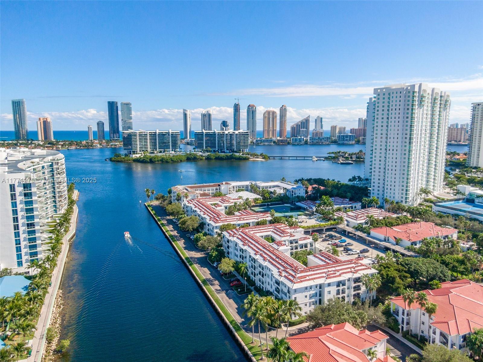 3215 NE 184th St # 14404