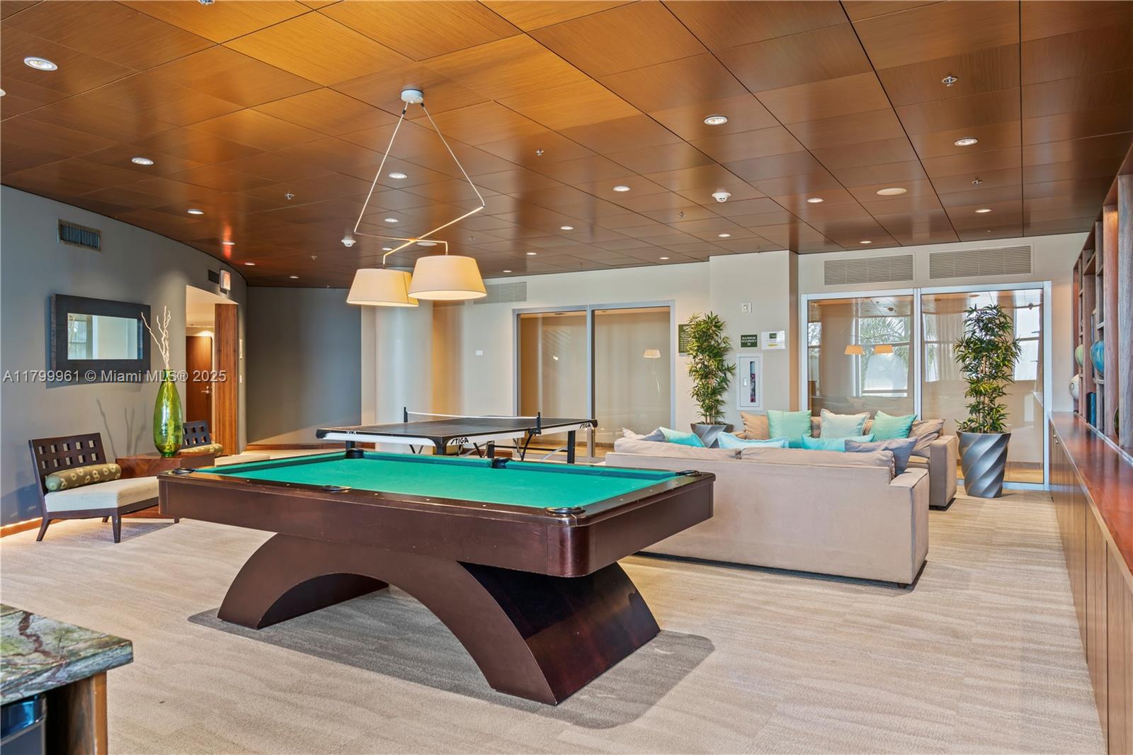 2681 N Flamingo Rd # 1206S