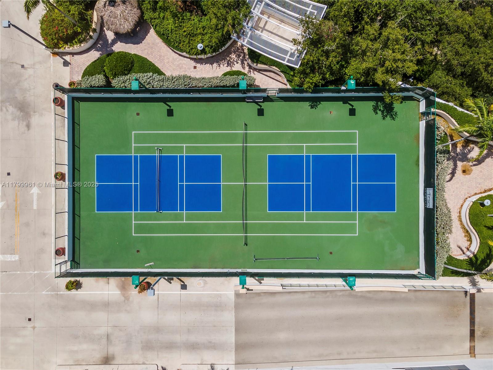 2681 N Flamingo Rd # 1206S