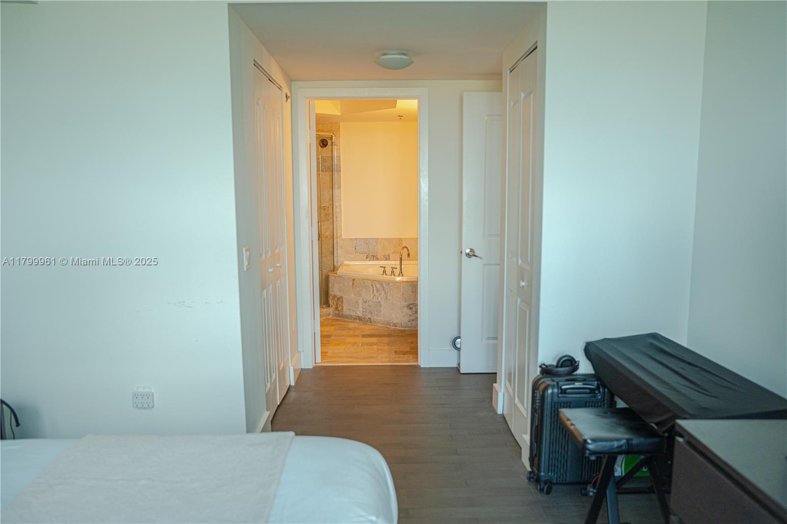 2681 N Flamingo Rd # 1206S