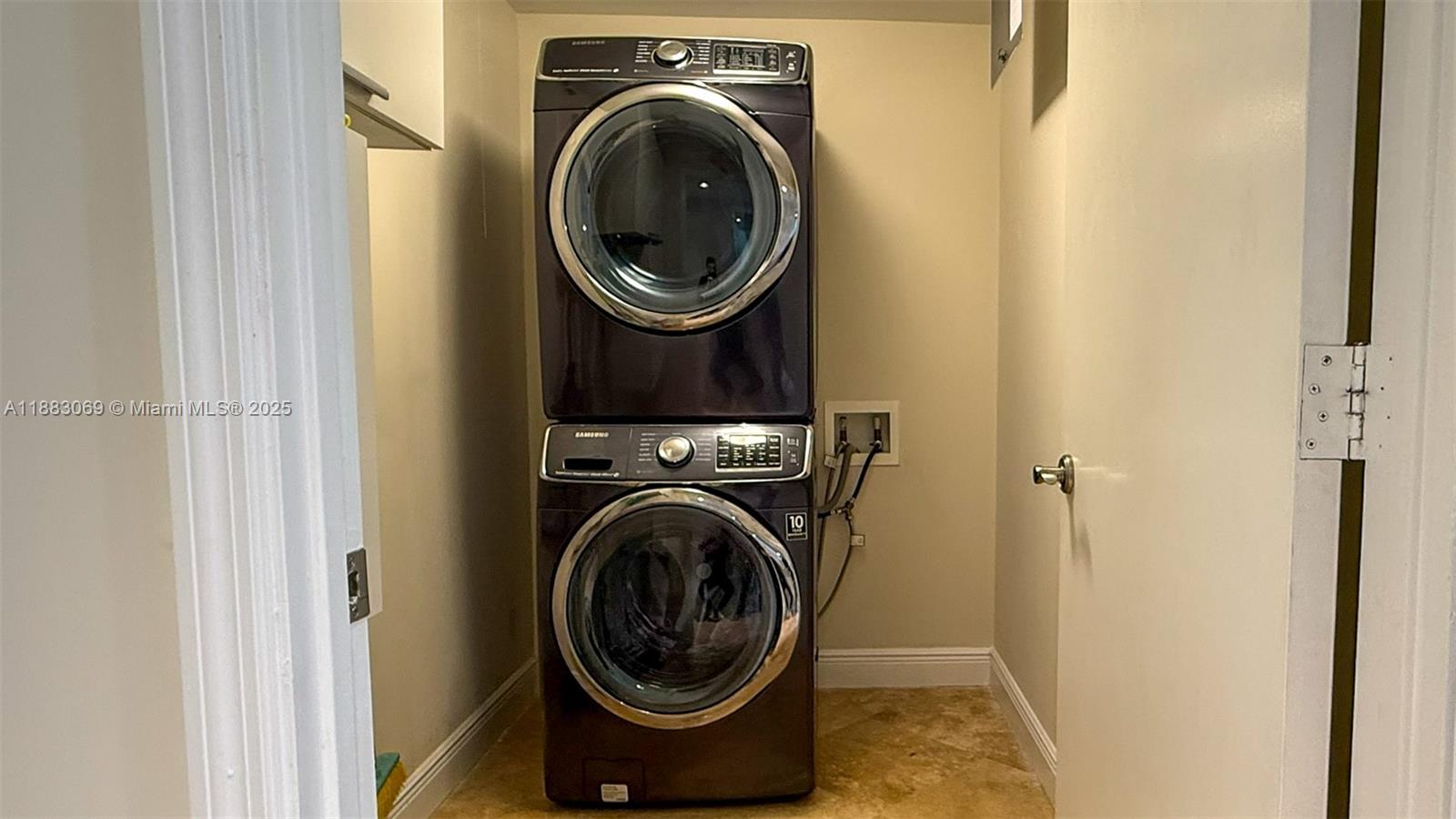 3301 NE 183rd St # 2303