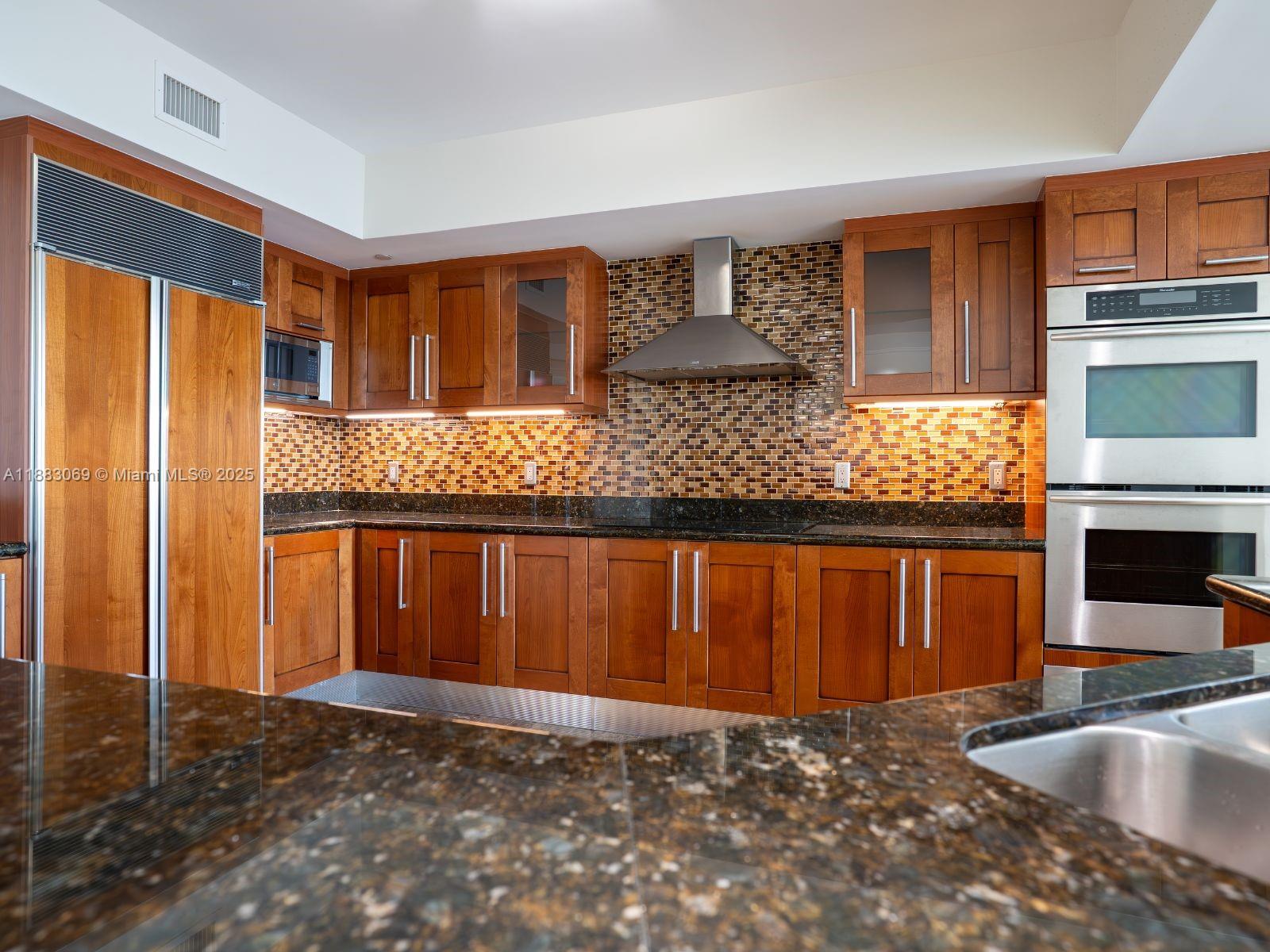 3301 NE 183rd St # 2303