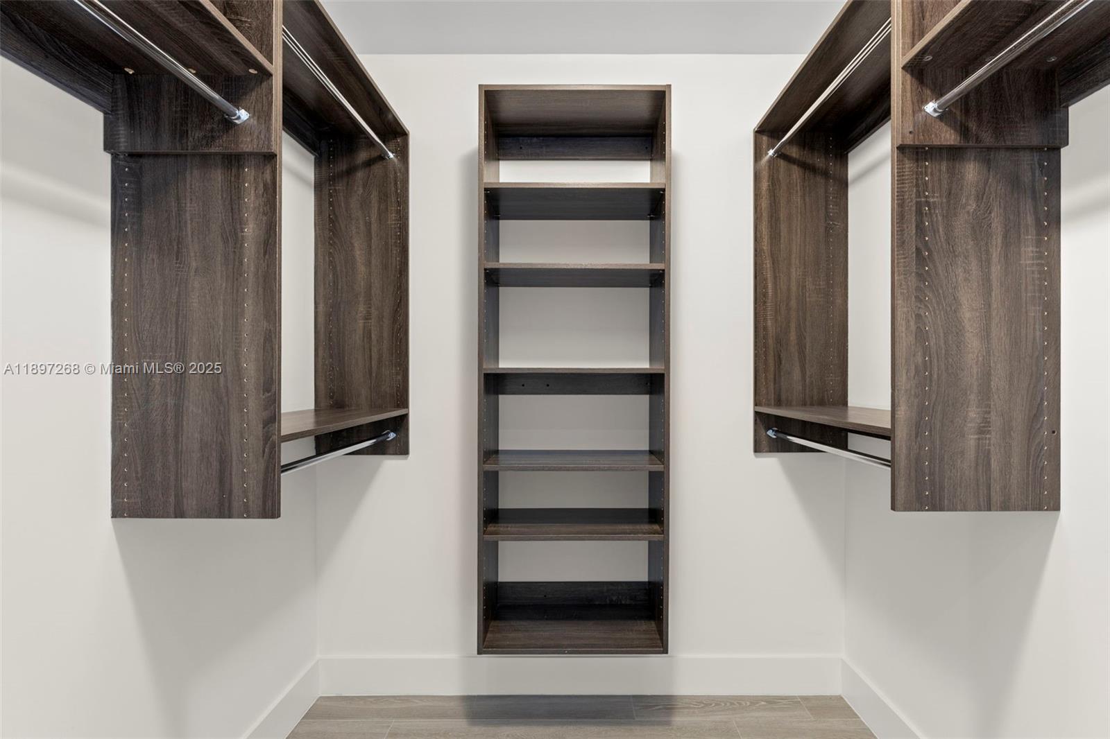 2960 NE 207th St # 508, Aventura Unit: 508