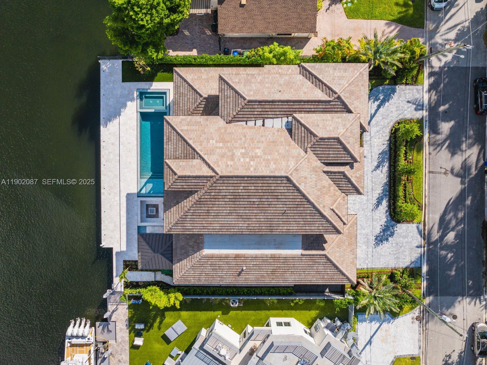 2605 Castilla Isle, Fort Lauderdale