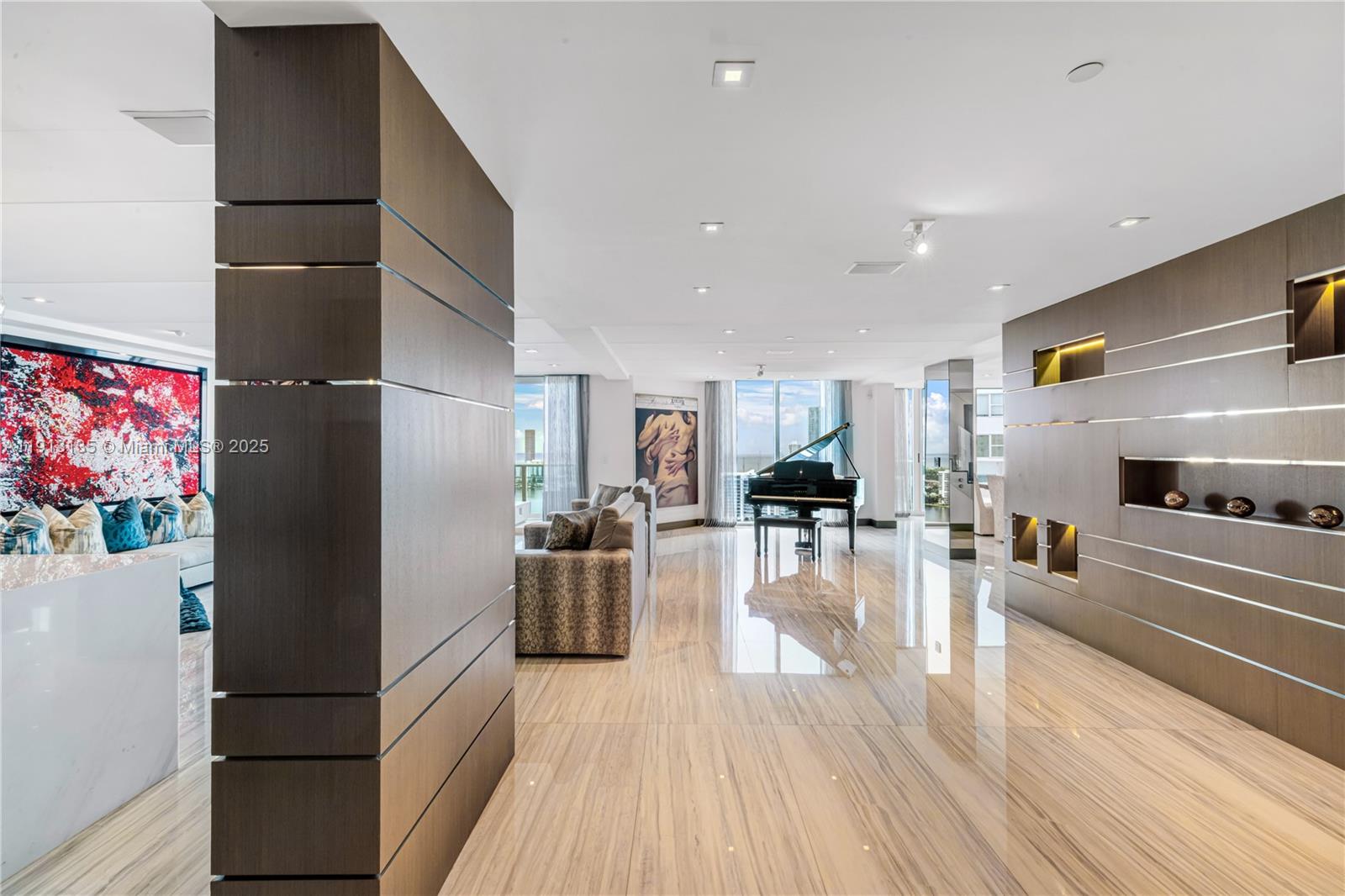 3301 NE 183rd St # 3008