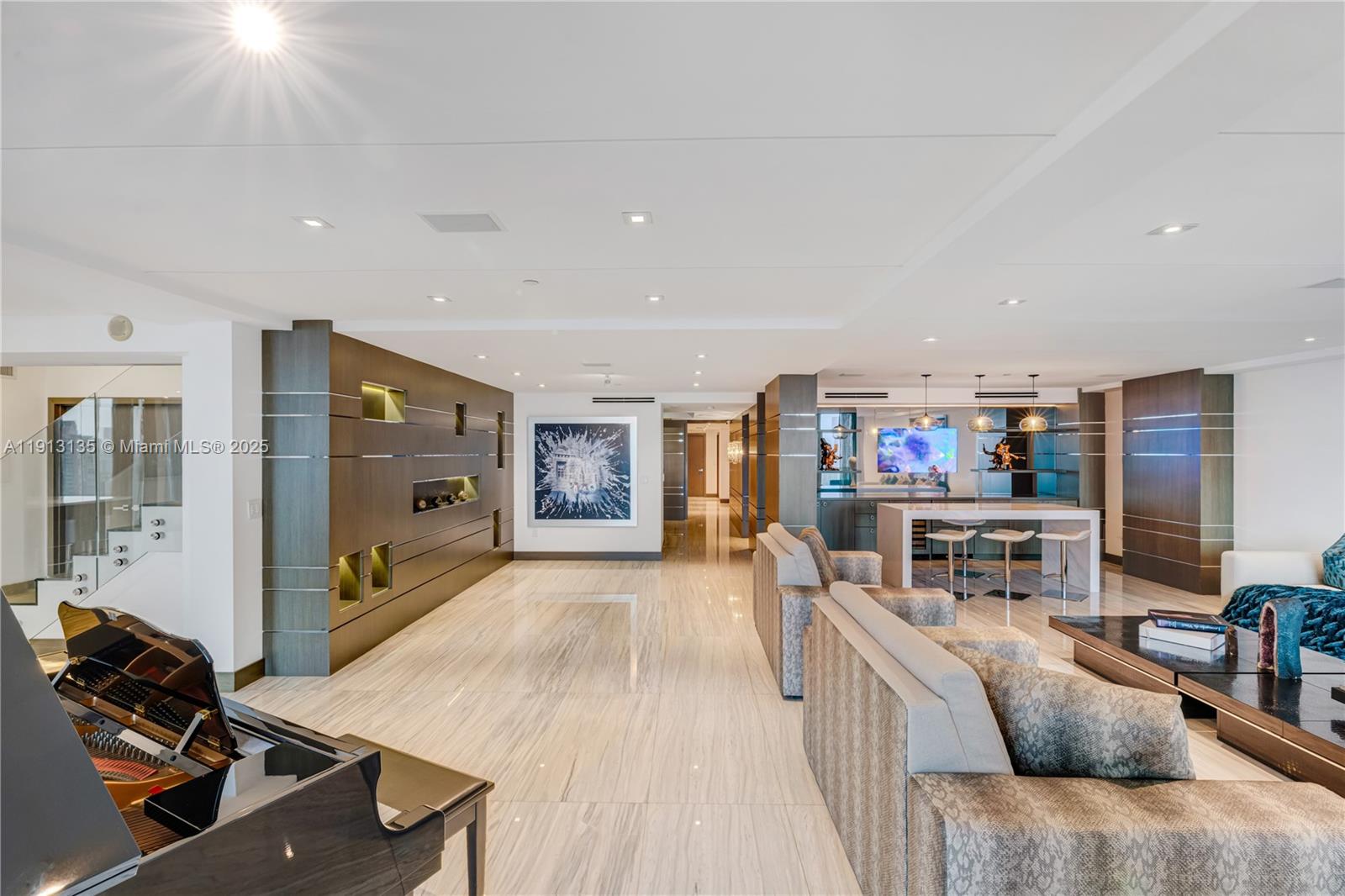 3301 NE 183rd St # 3008