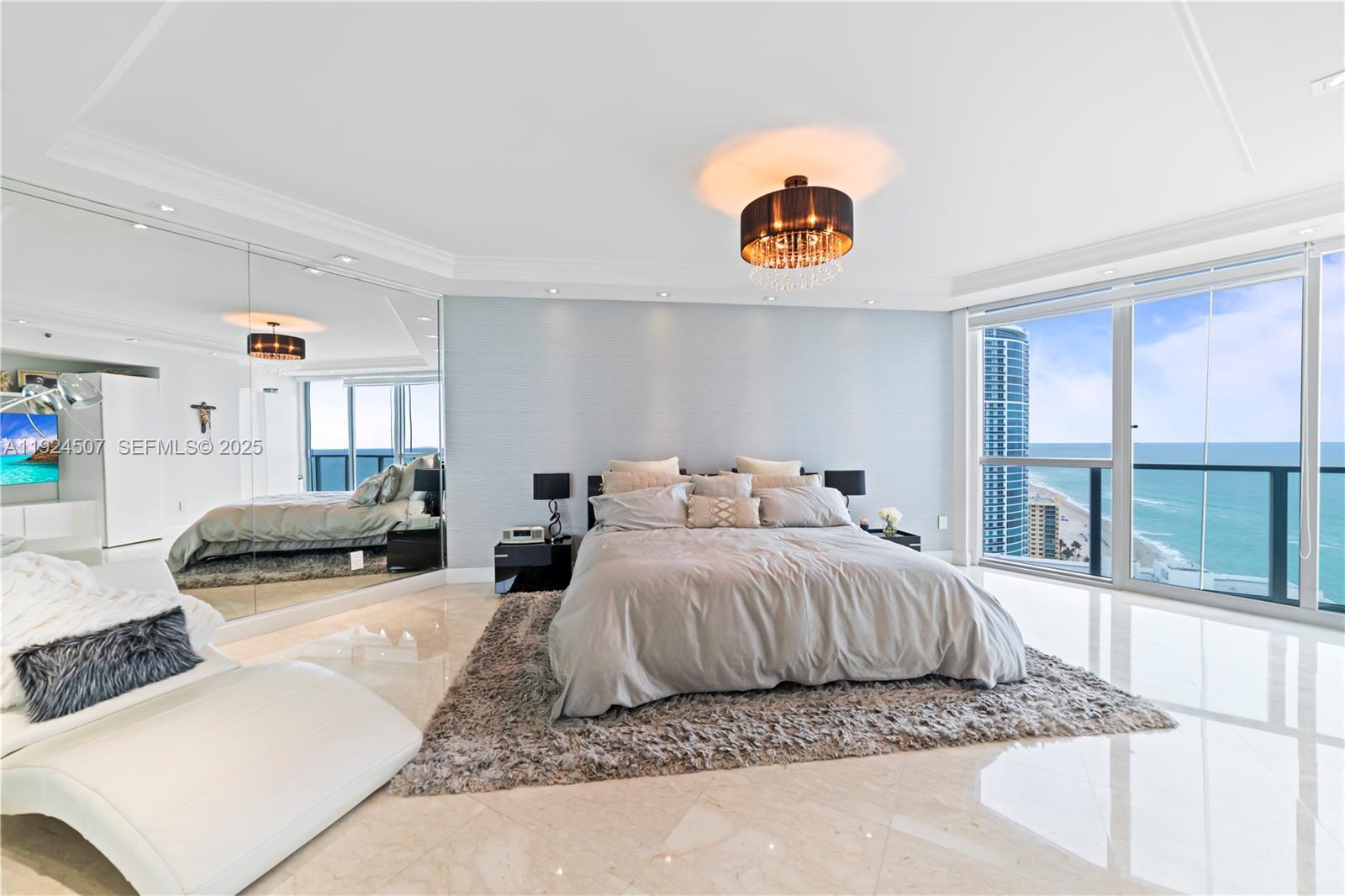 3101 S Ocean Dr # 2907