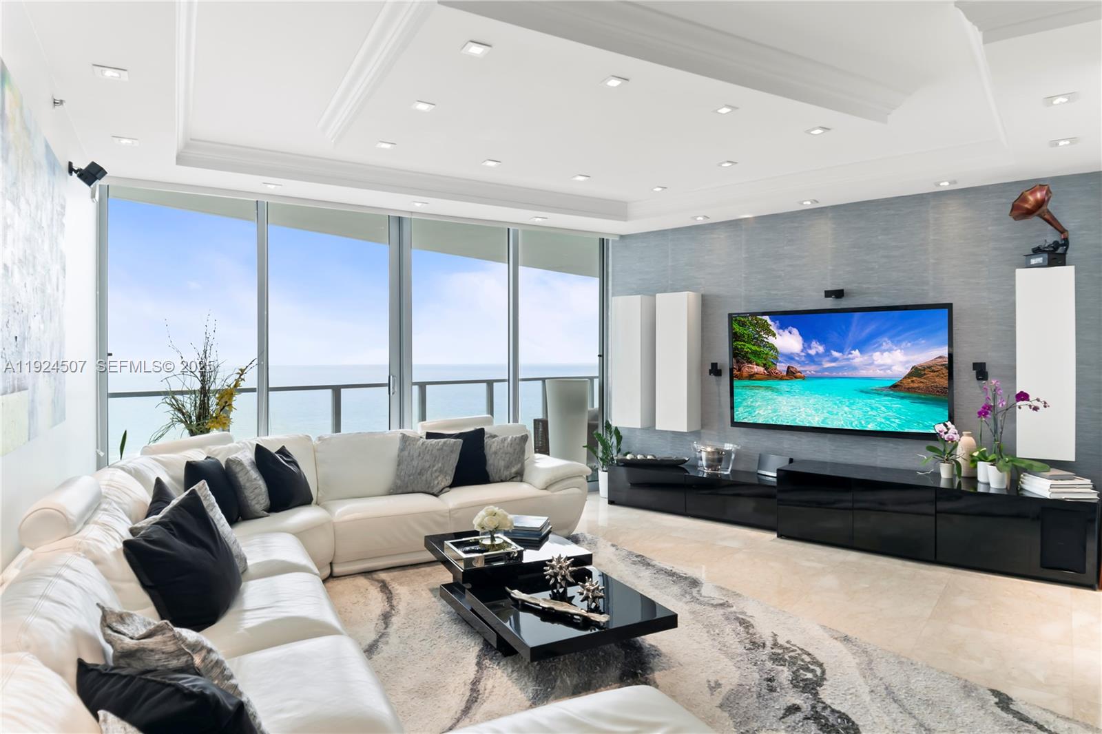 3101 S Ocean Dr # 2907