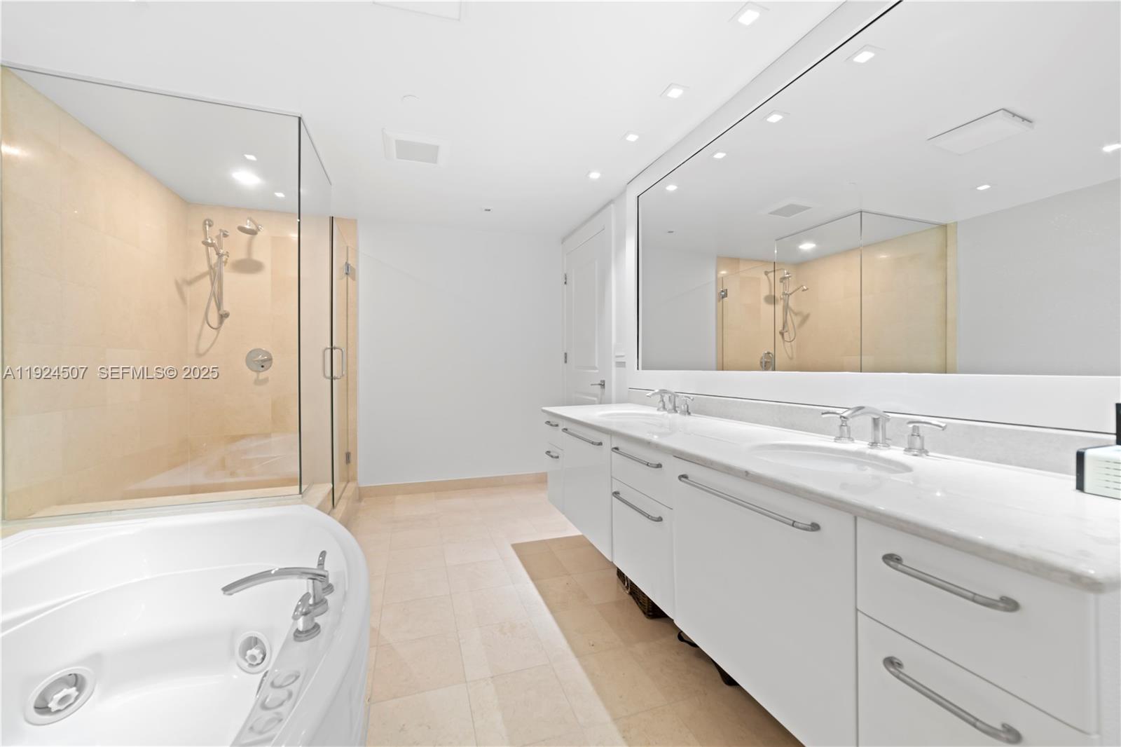 3101 S Ocean Dr # 2907