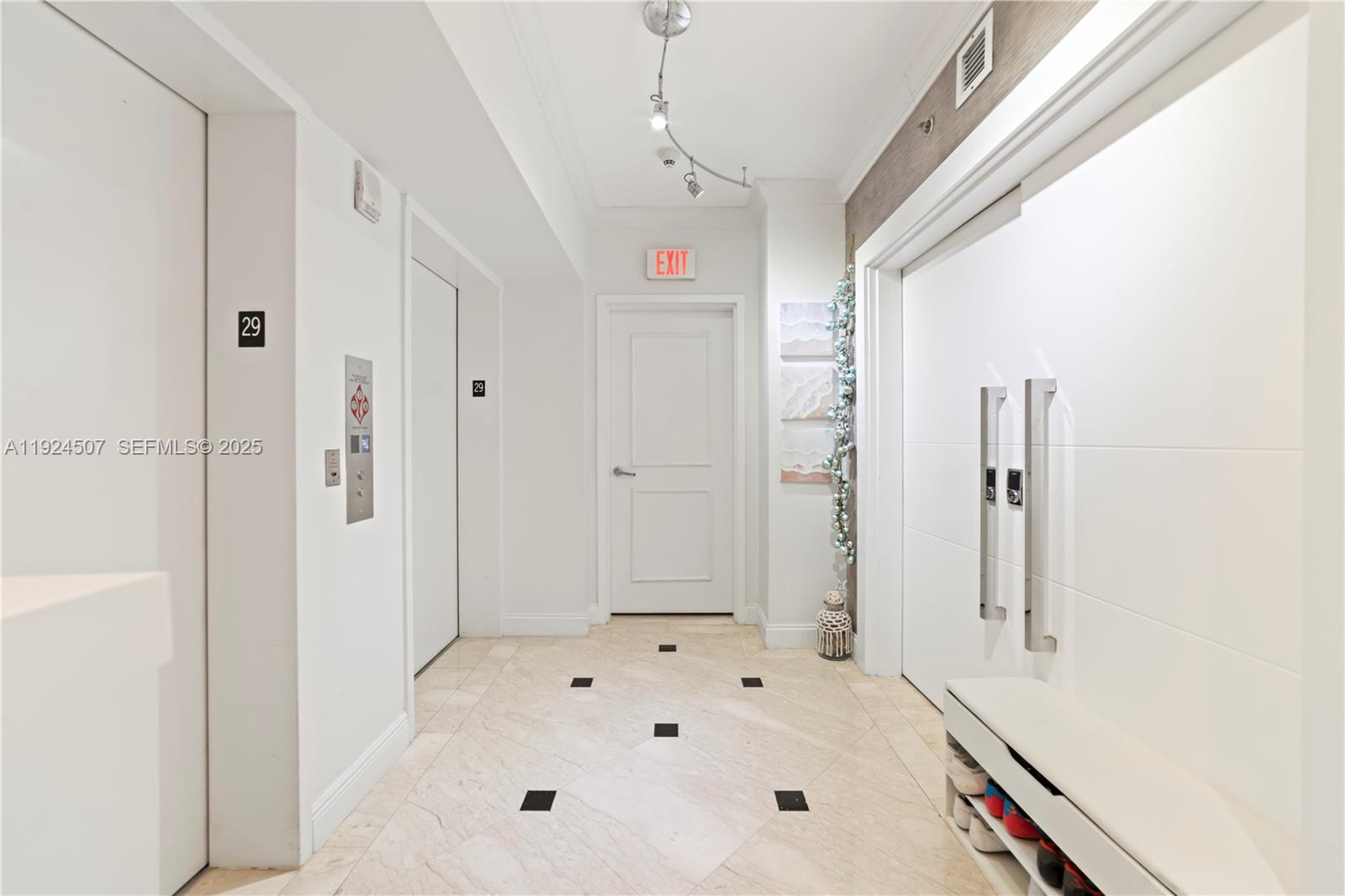 3101 S Ocean Dr # 2907