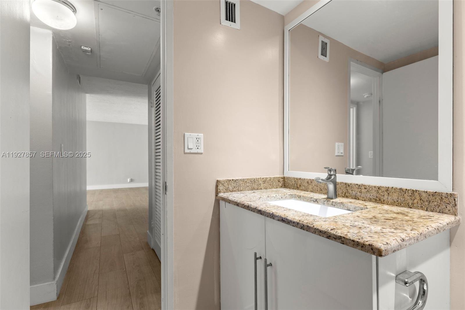 3001 S Ocean Dr # 1145