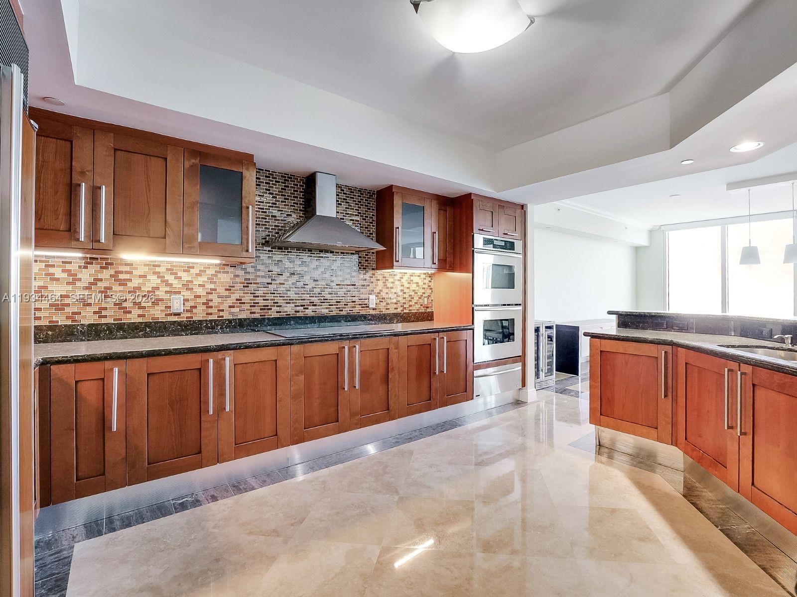 3301 NE 183rd St # 2303