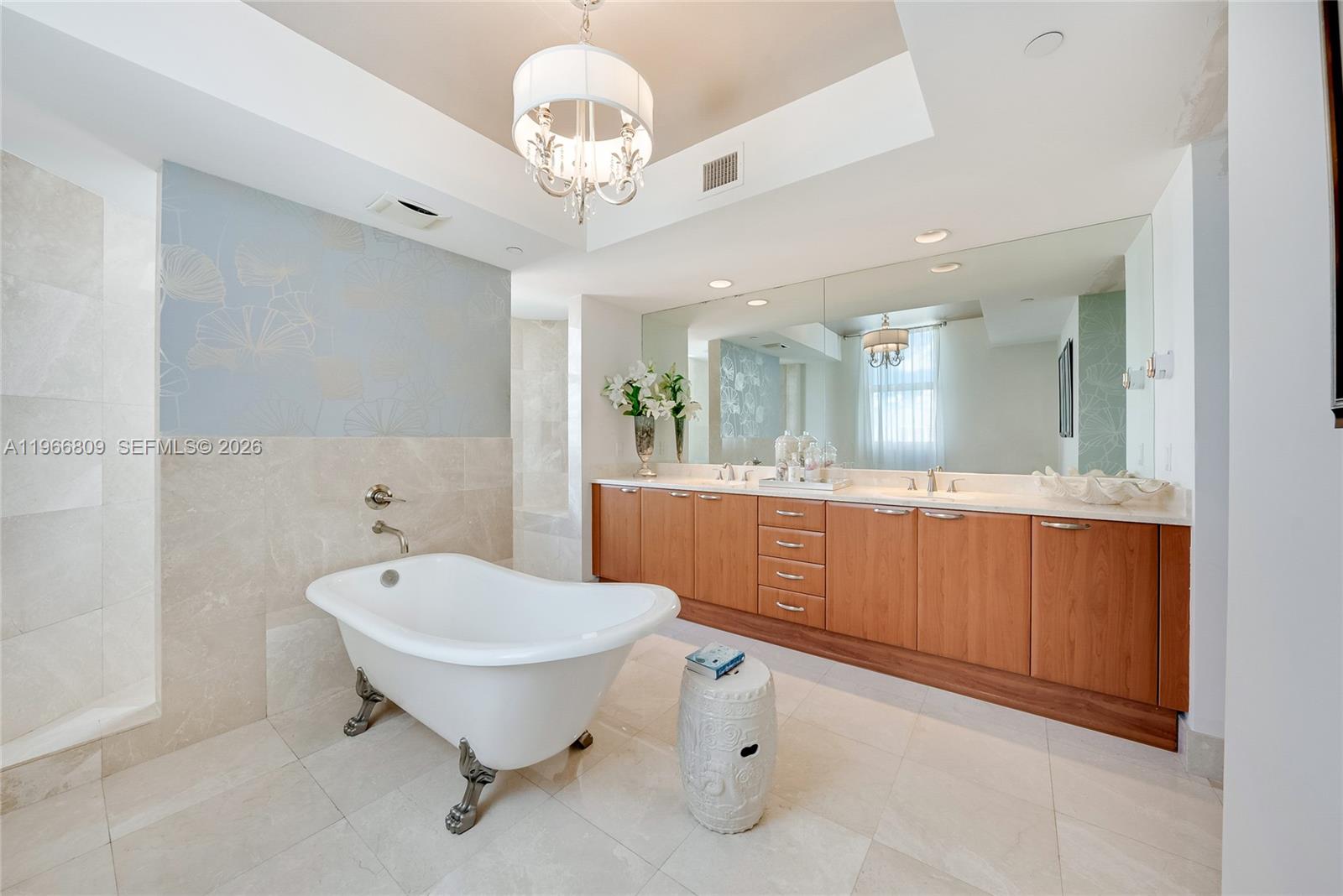 3301 NE 183rd St # 1701